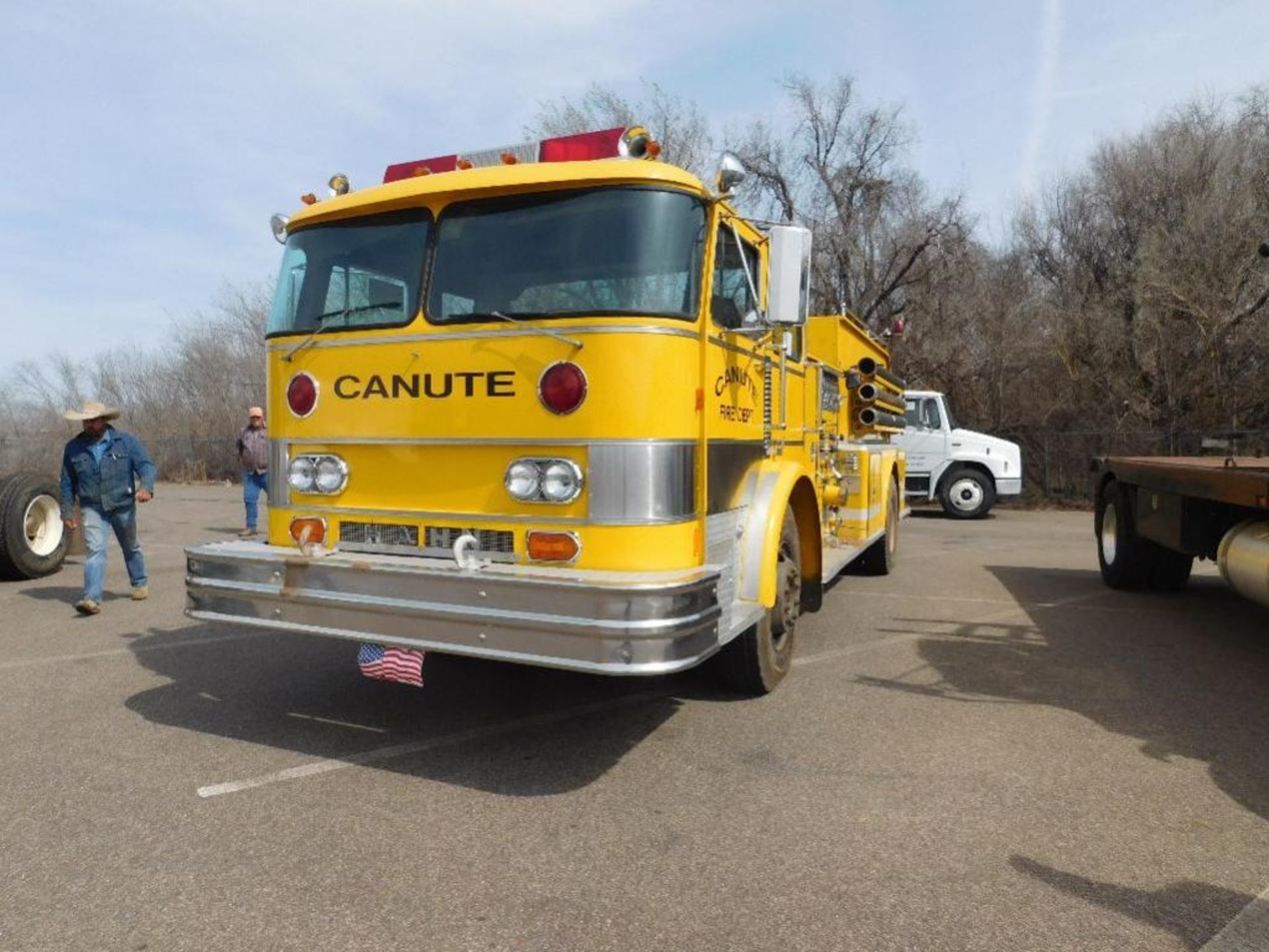 1972 Hahn C-10 Firetruck s/n hc211107238, detroit eng, 1400 gal tank, od reads 37518 miles, - Image 5 of 7