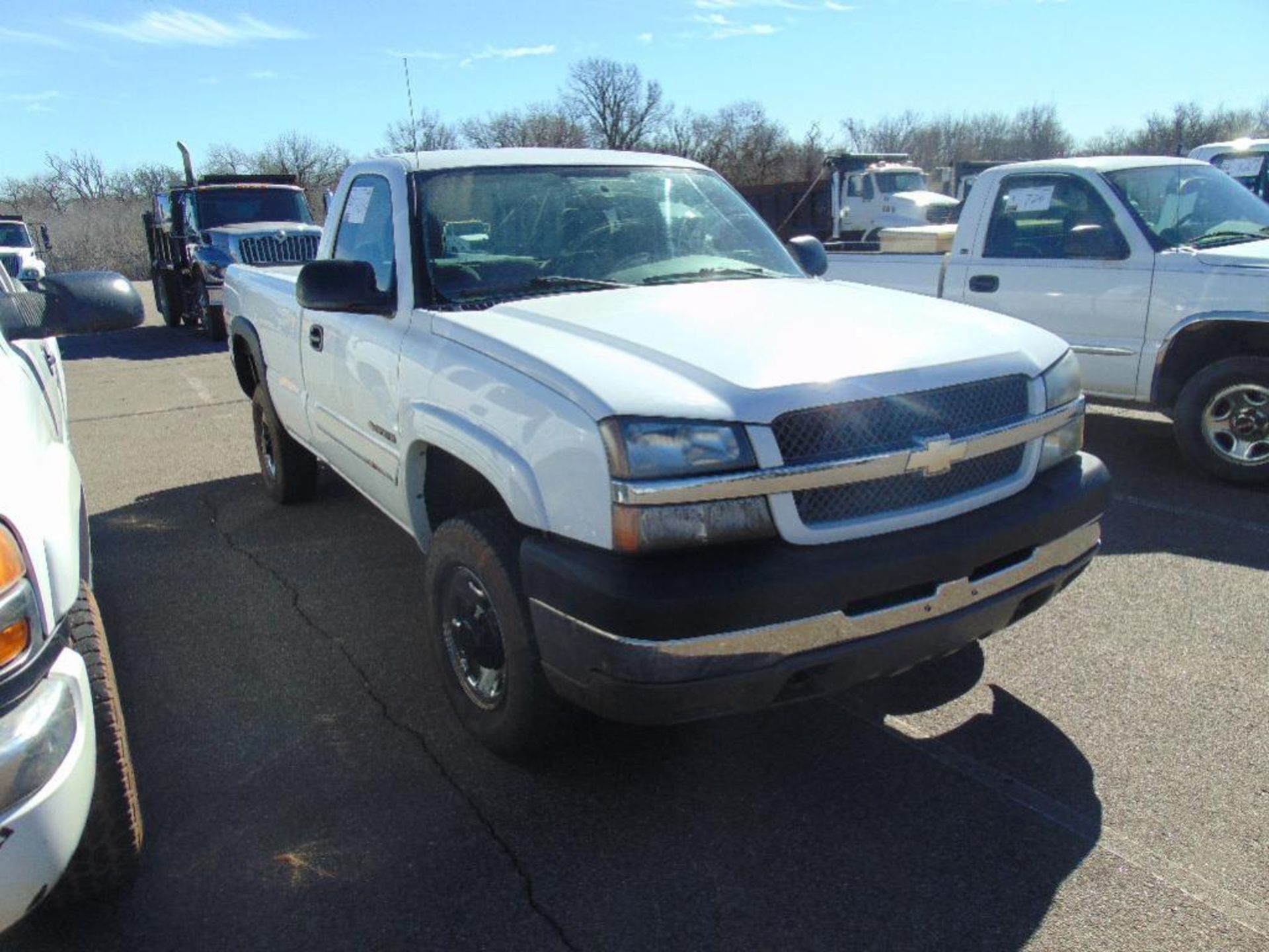 2004 Chevrolet 2500HD 4x4 Pickup s/n 1gchk24usue350433, v8 gas eng,auto trans, od reads 166468 miles - Image 3 of 3