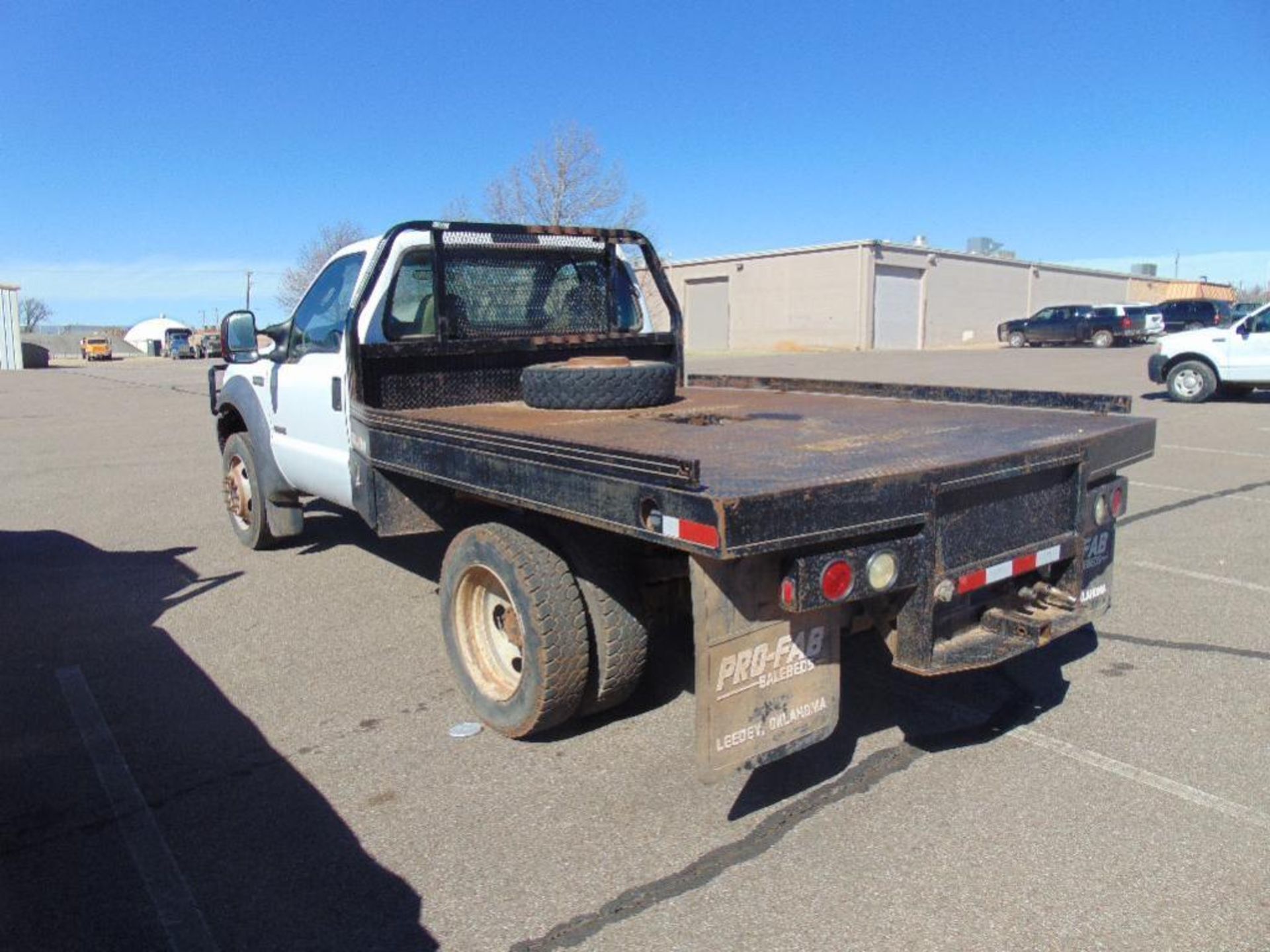 2005 Ford F450 4x4 Flatbed s/n 1fdxf47p55ec97926, 6.0 pwr stroke eng, auto trans, 2 way hyd,od reads - Image 4 of 5