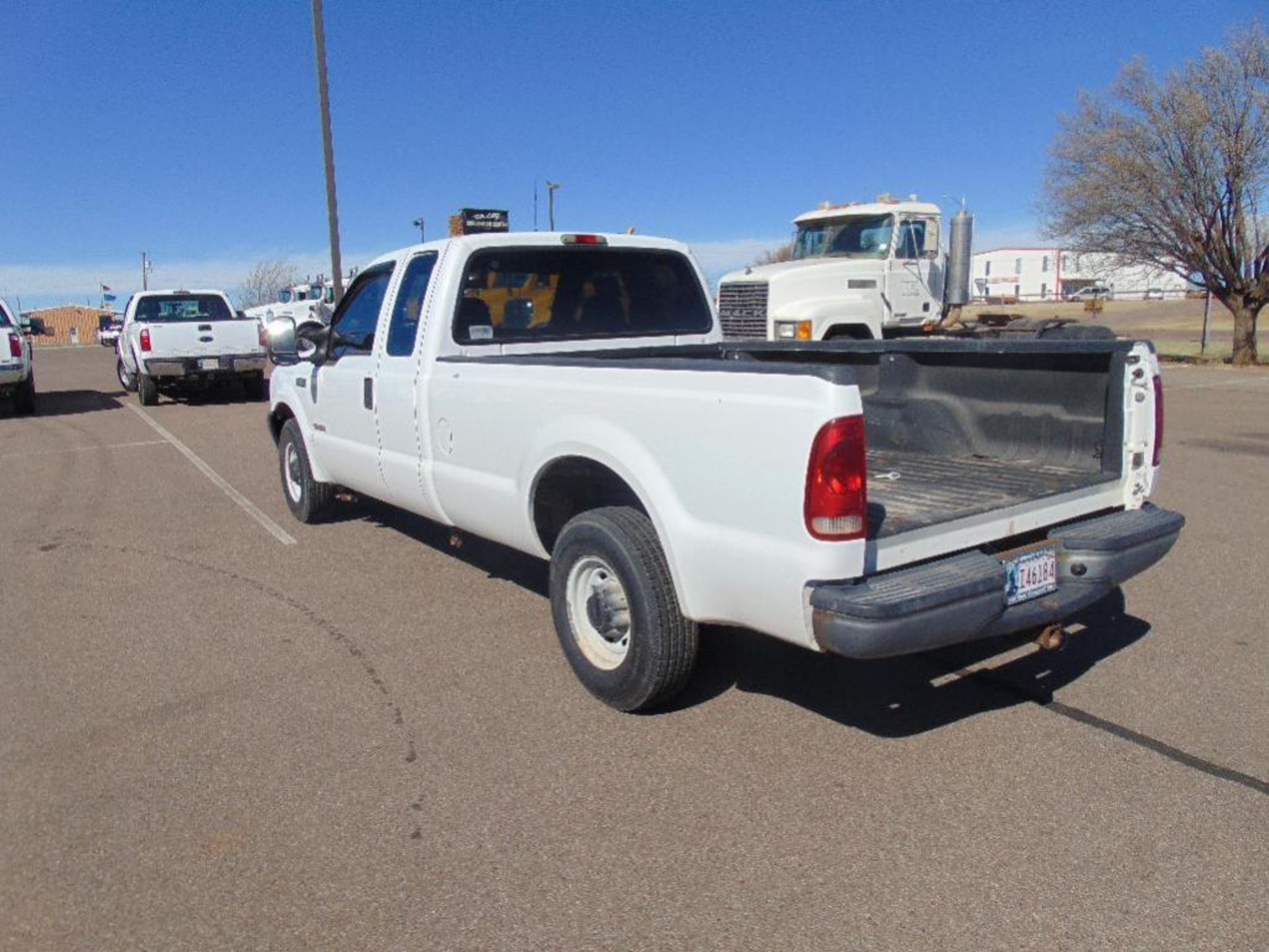 2004 Ford F250 Extcab Pickup s/n 1ftnx20px4eb72510,pwr stroke eng,auto, od reads 160682 miles - Image 2 of 3