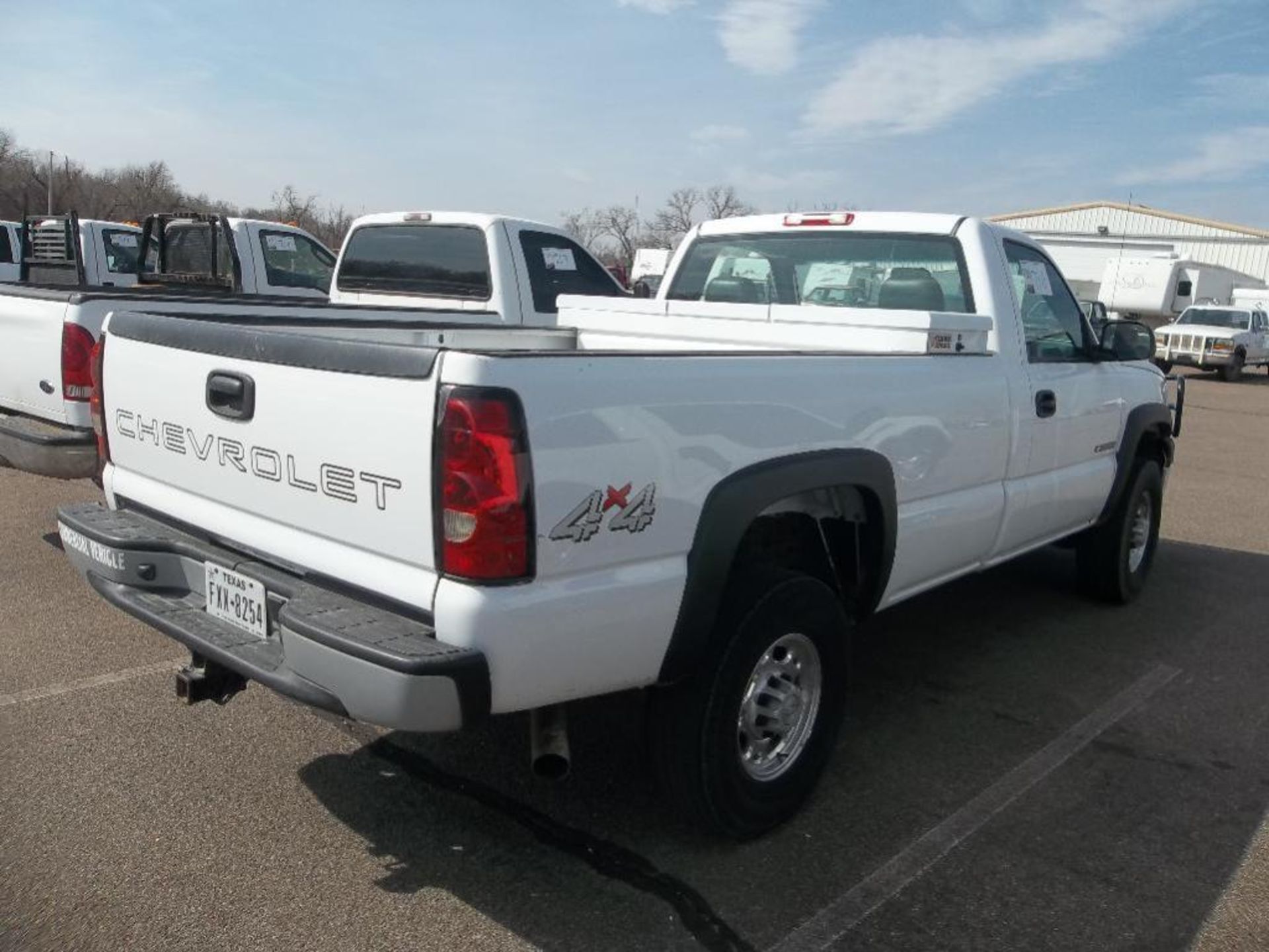 2006 Chevrolet 2500 4x4 Pickup s/n 1gchk24u36e187087, 6.0 eng, auto trans,od reads 202703 miles - Image 3 of 6