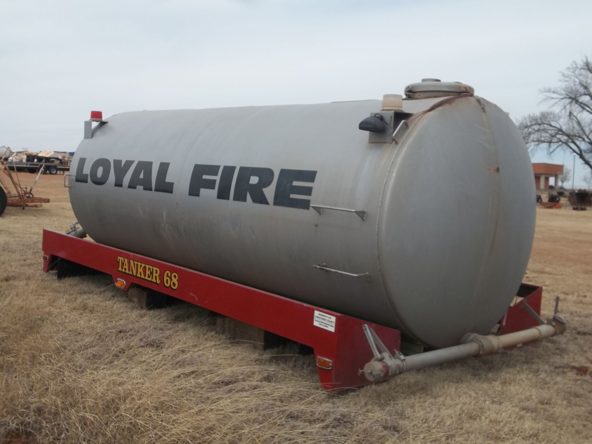 Bed Mounted Stainless Steel Water Tank - Image 2 of 2