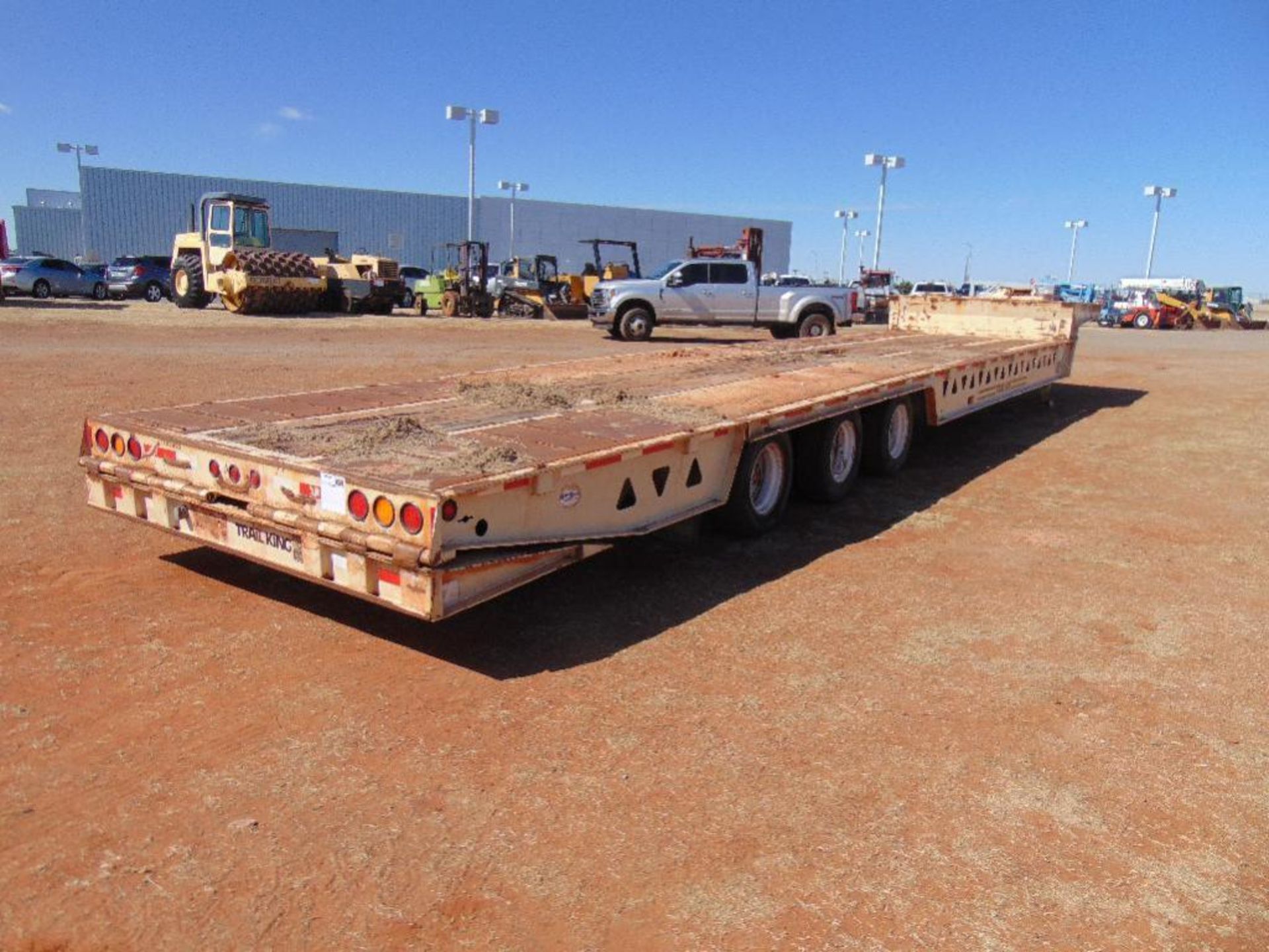 2006 Trailking Triaxle Hyd Tail Lowboy s/n 1tka048308m124115,hyd winch,33' load deck,9' tail,9' neck - Image 4 of 4