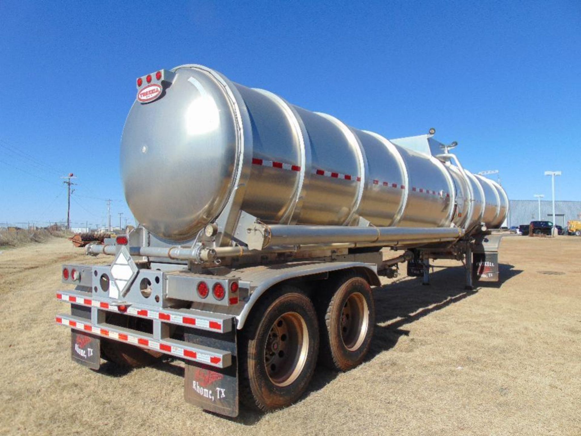 2014 Troxel t/a 9250 gal Alum Fuel & Oil Trailer, s/n 1T9TA4420FR719566, hyd roper pump, a/r susp - Image 2 of 4