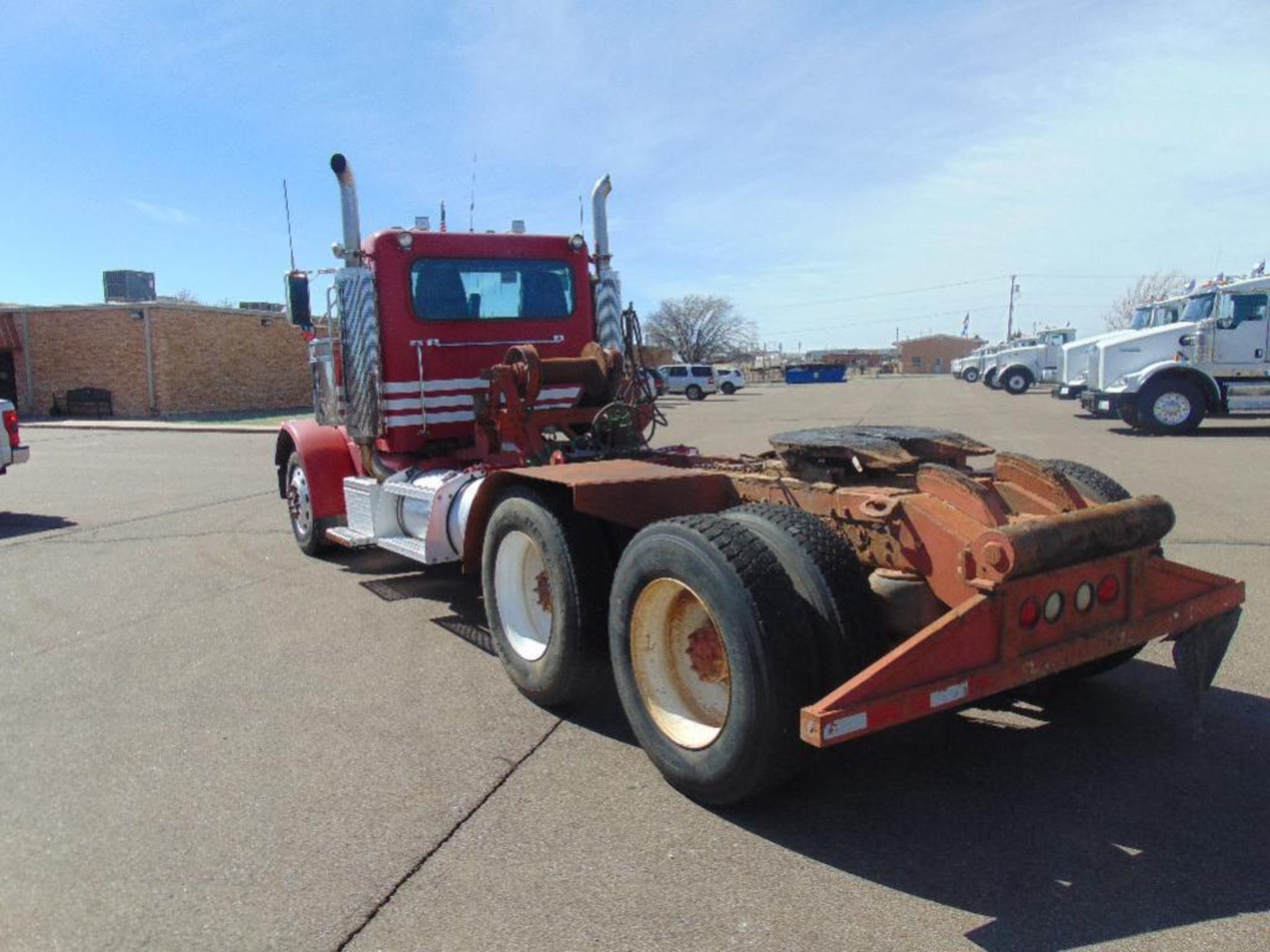 2002 Peterbuilt 379 t/a Truck Tractor s/n 1xp5db9x02d585453, cat 475,13 spd,a/r, winch - Image 3 of 4