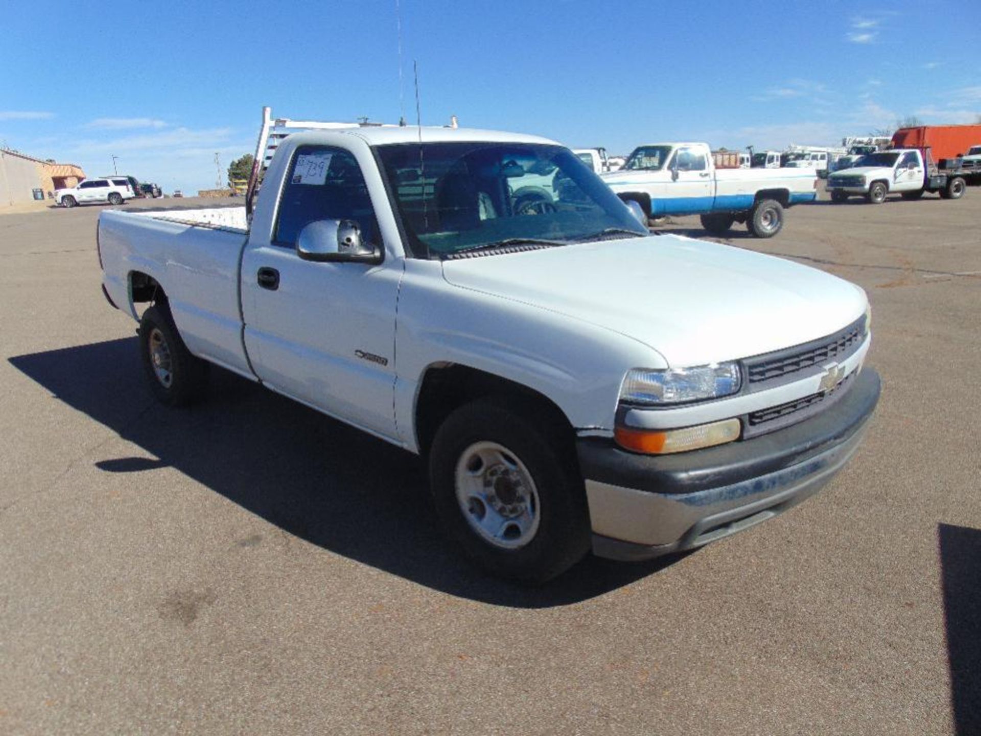 2000 Chevrolet 2500 Pickup s/n 1gcgc24u7yz270316, v8 gas eng, auto trans, od reads 126593 miles,