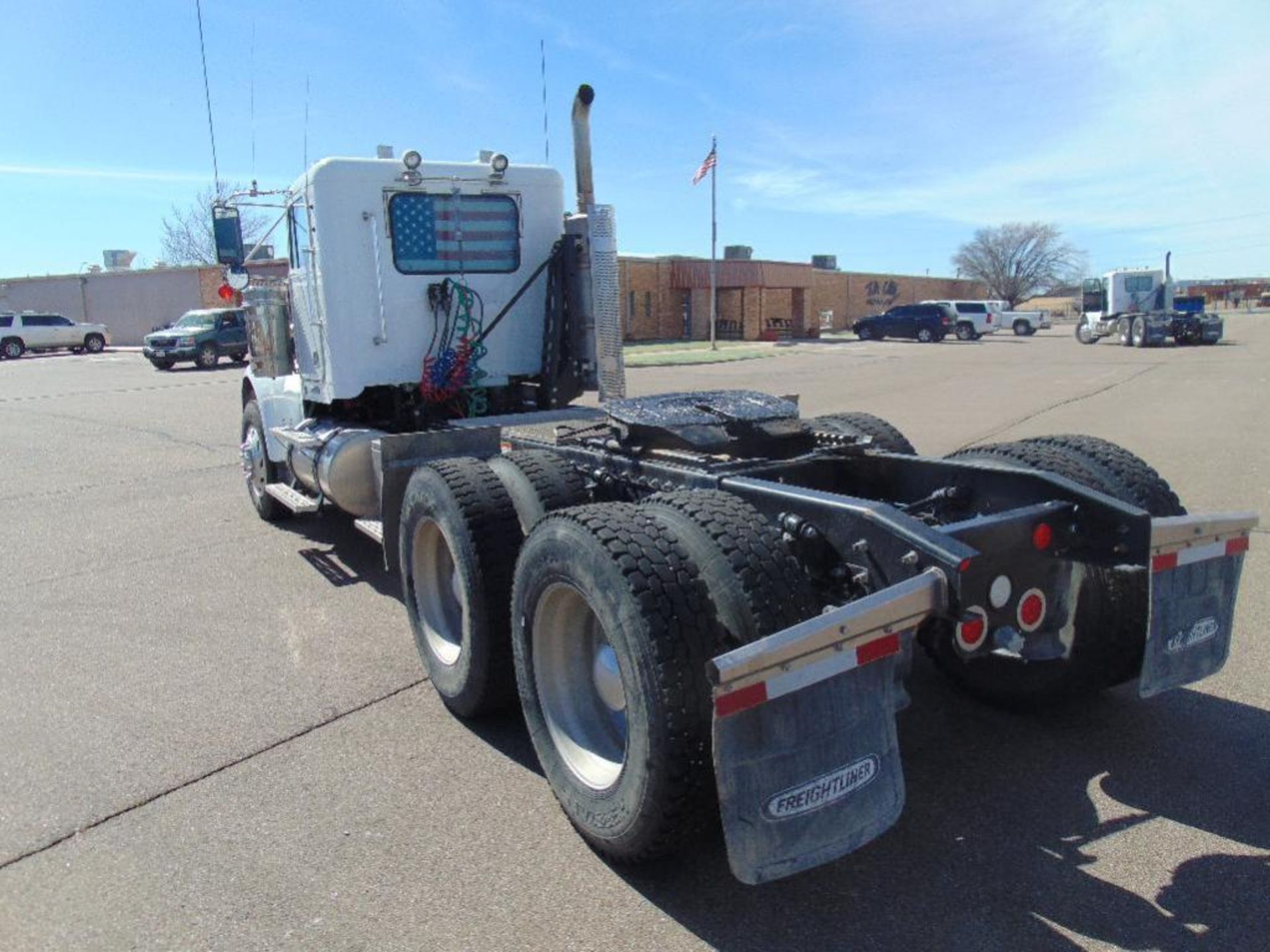 2009 Freightliner FLD120SD Truck Tractor s/n 1fujalcv49dak7827,mercedes eng, 10 spd trans, od reads - Image 3 of 4