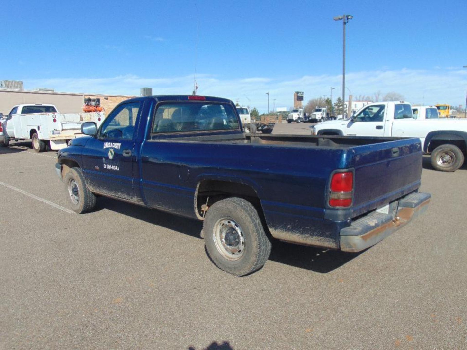 2001 Dodge Ram 1500 Pickup s/n 1b7hc16x01s334202, 3.9 v6 eng, auto trans,od reads 181794 miles, - Image 2 of 3