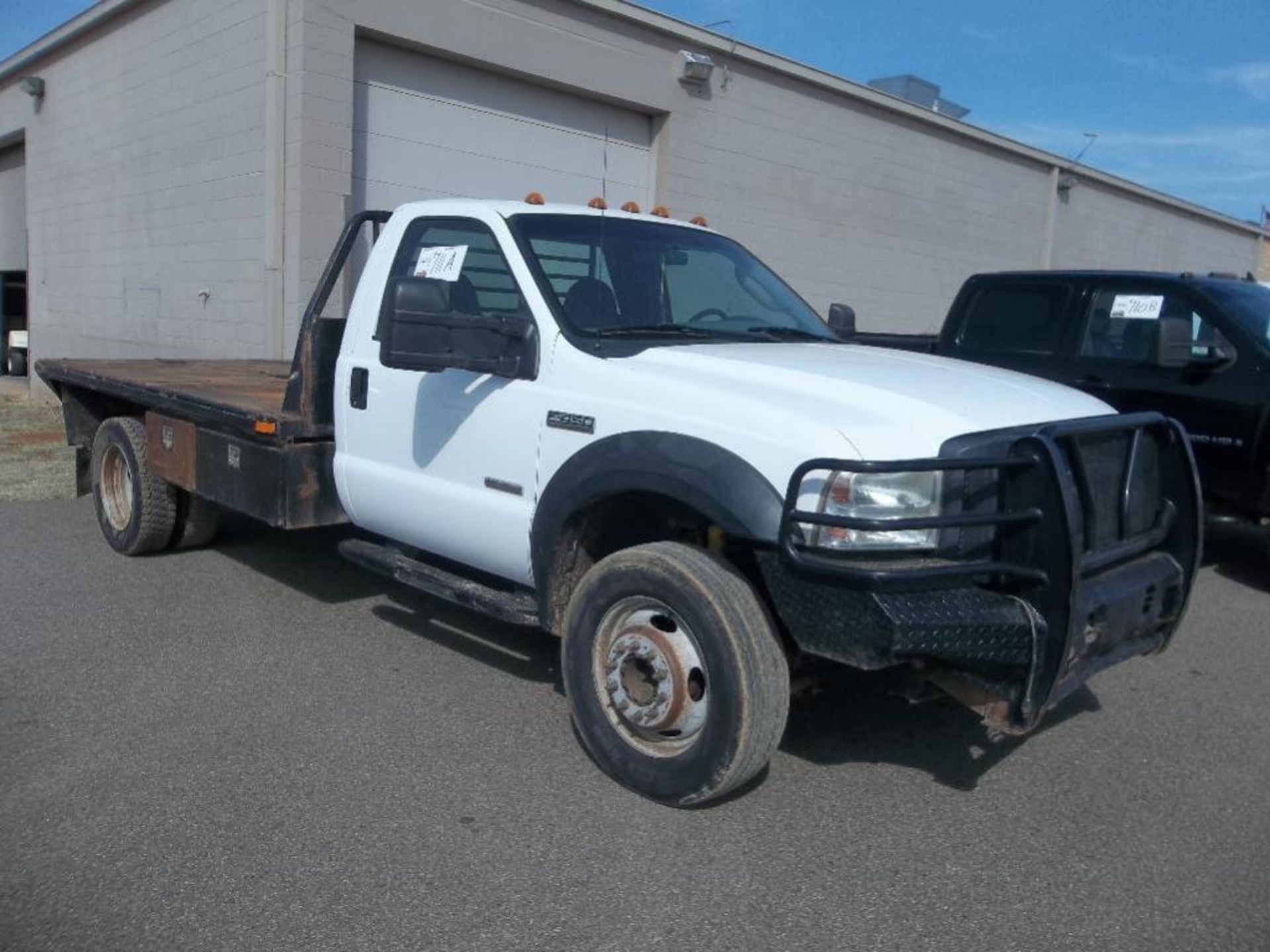 2007 Ford F450 Flatbed Truck s/n 1fdx46p97ea94803, v8 diesel eng, auto trans, od reads 158482 miles - Image 7 of 11