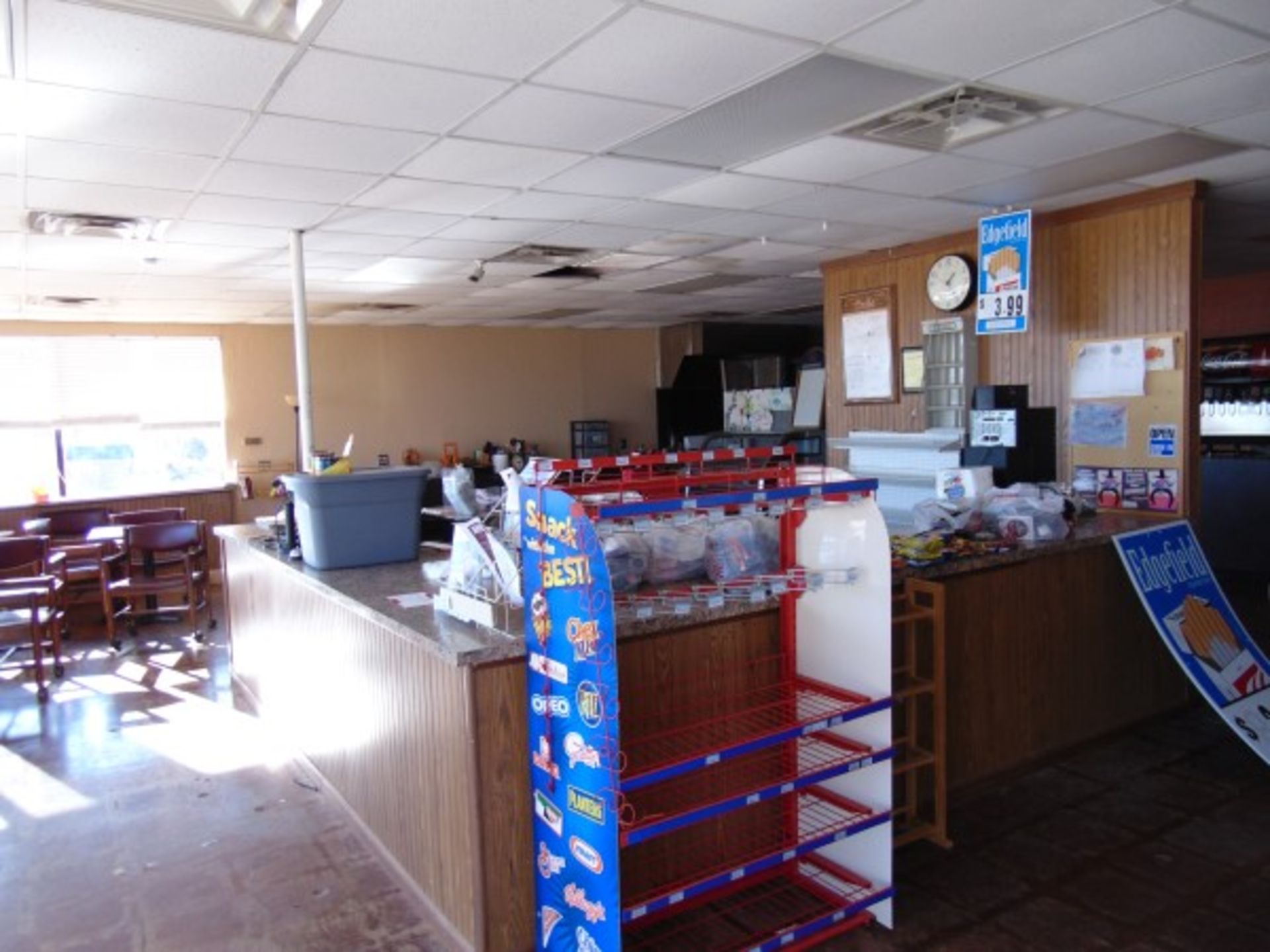 Commercial Property: Bobcat Creek Convenience Store ,Located in Sayre Oklahoma of I-40 exit 25 . - Image 3 of 3