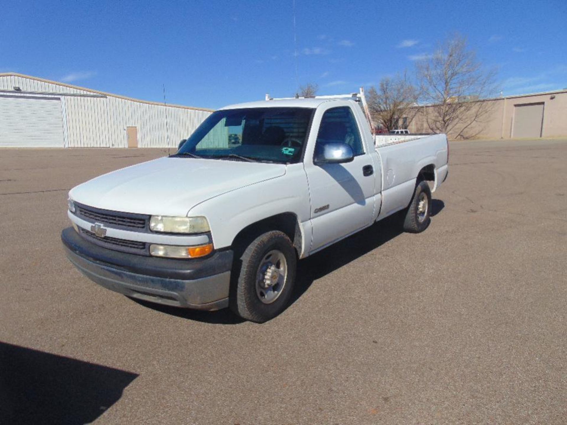 2000 Chevrolet 2500 Pickup s/n 1gcgc24u7yz270316, v8 gas eng, auto trans, od reads 126593 miles, - Image 2 of 3