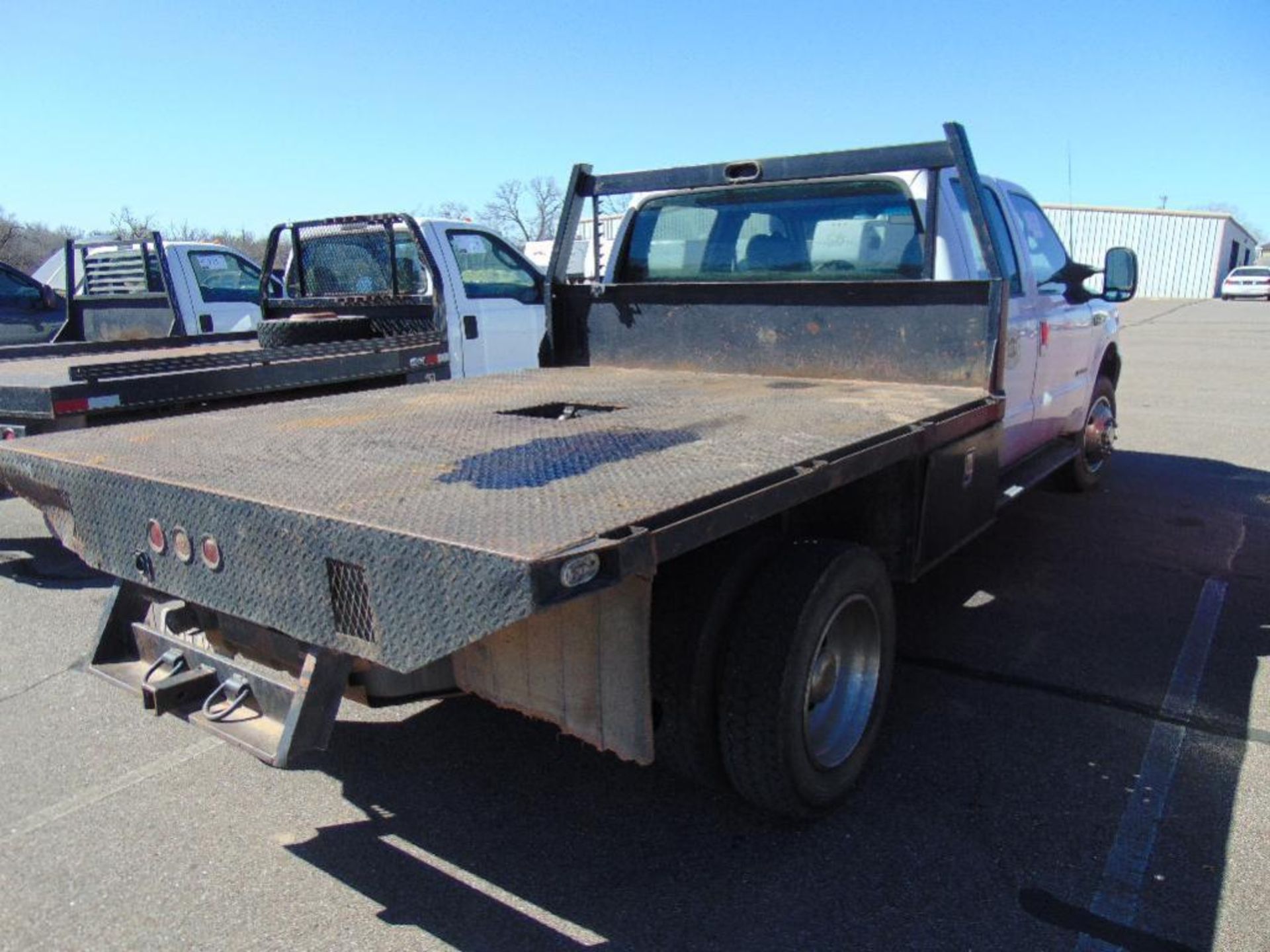 2001 Ford F450 Crewcab Flatbed s/n 1fdxw46f81ec38467, 7.3 diesel eng, auto trans, od reads 265046 - Image 3 of 7