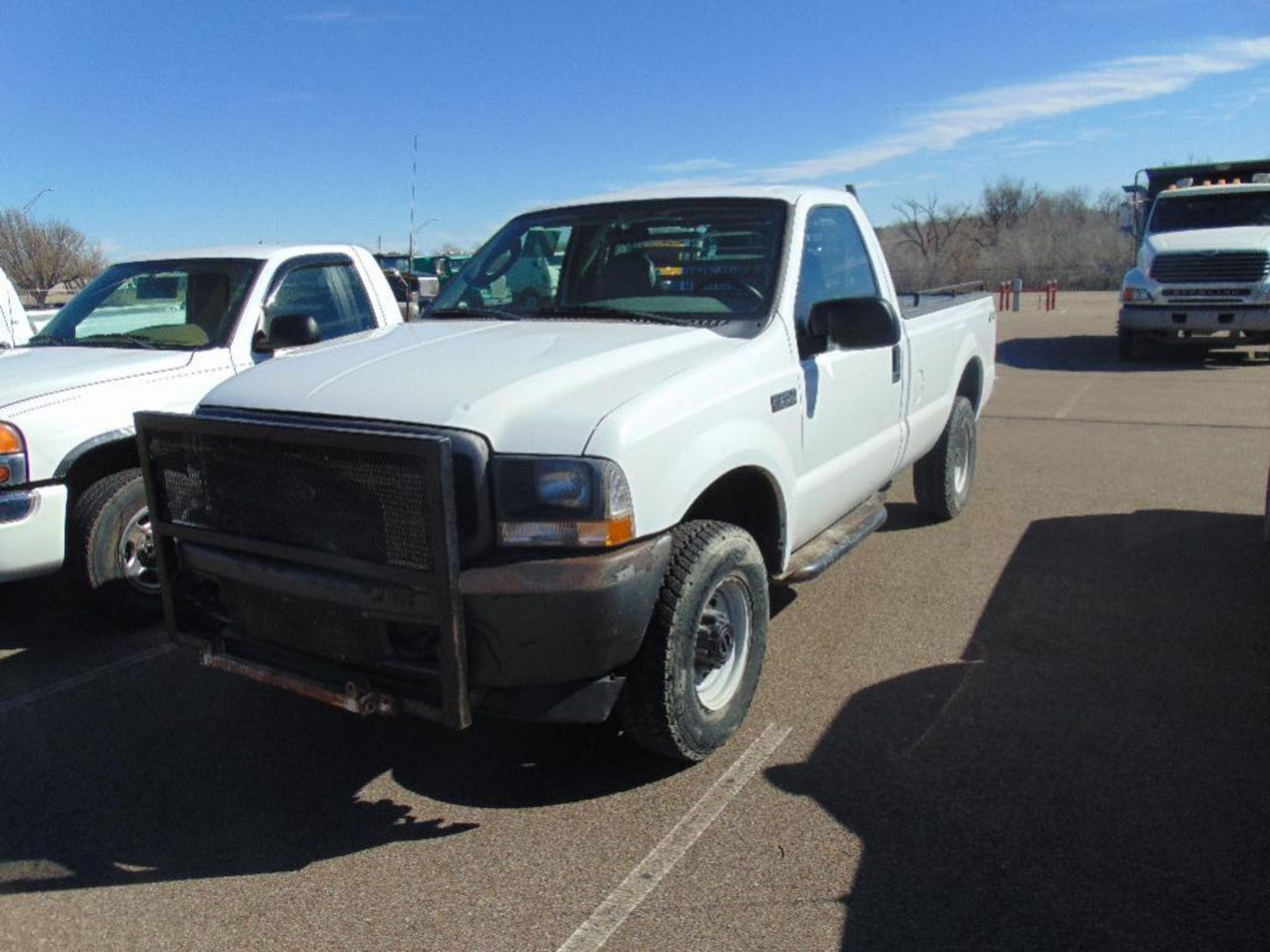 2003 Ford F250 4x4 Pickup s/n 1ftnf21l23ed85660,v8 gas eng, 5 spd trans, od reads 82224 miles,