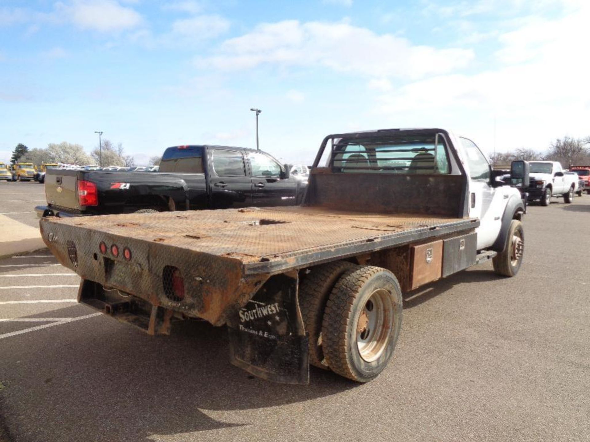 2007 Ford F450 Flatbed Truck s/n 1fdx46p97ea94803, v8 diesel eng, auto trans, od reads 158482 miles - Image 2 of 11