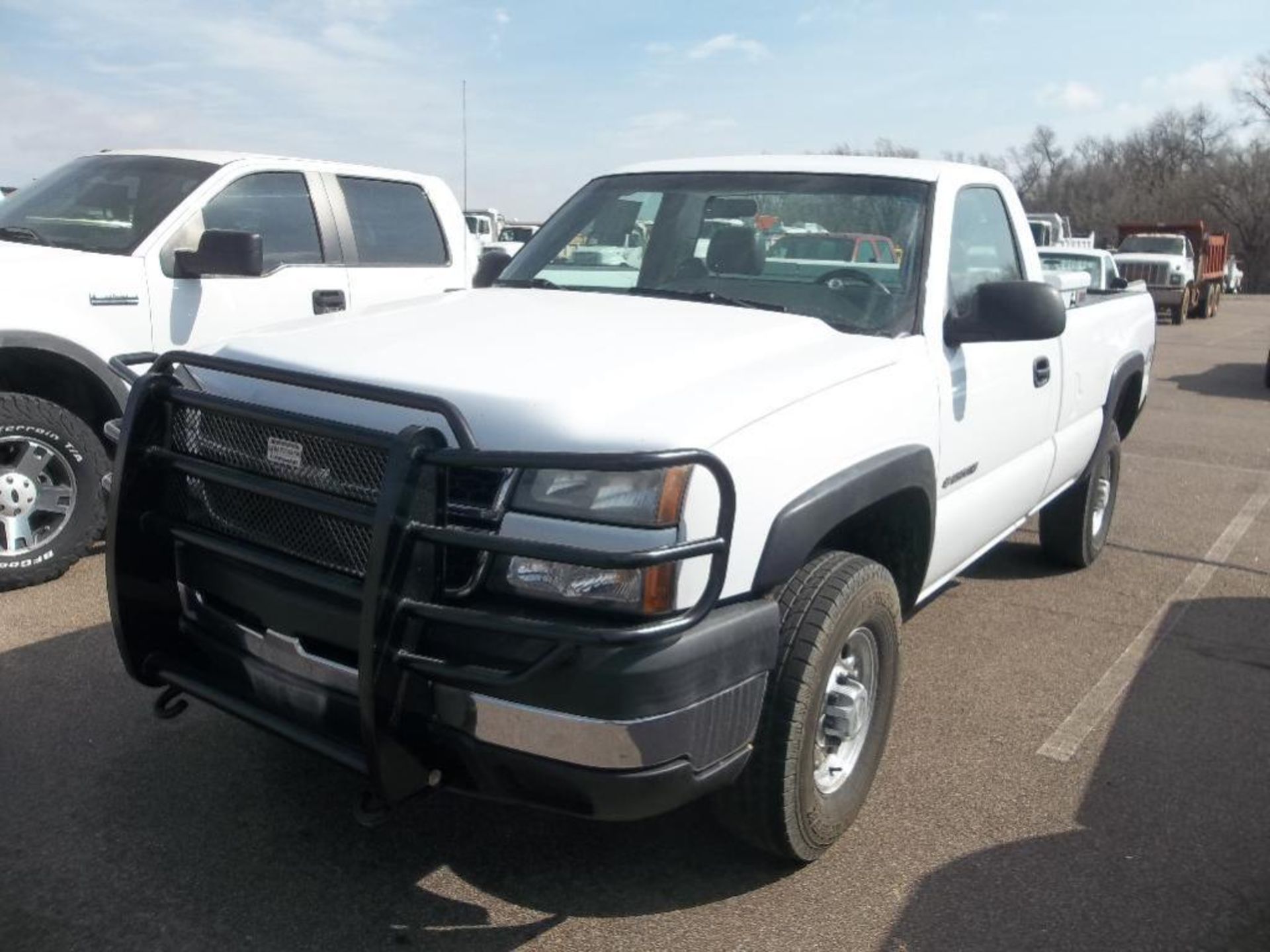 2006 Chevrolet 2500 4x4 Pickup s/n 1gchk24u36e187087, 6.0 eng, auto trans,od reads 202703 miles