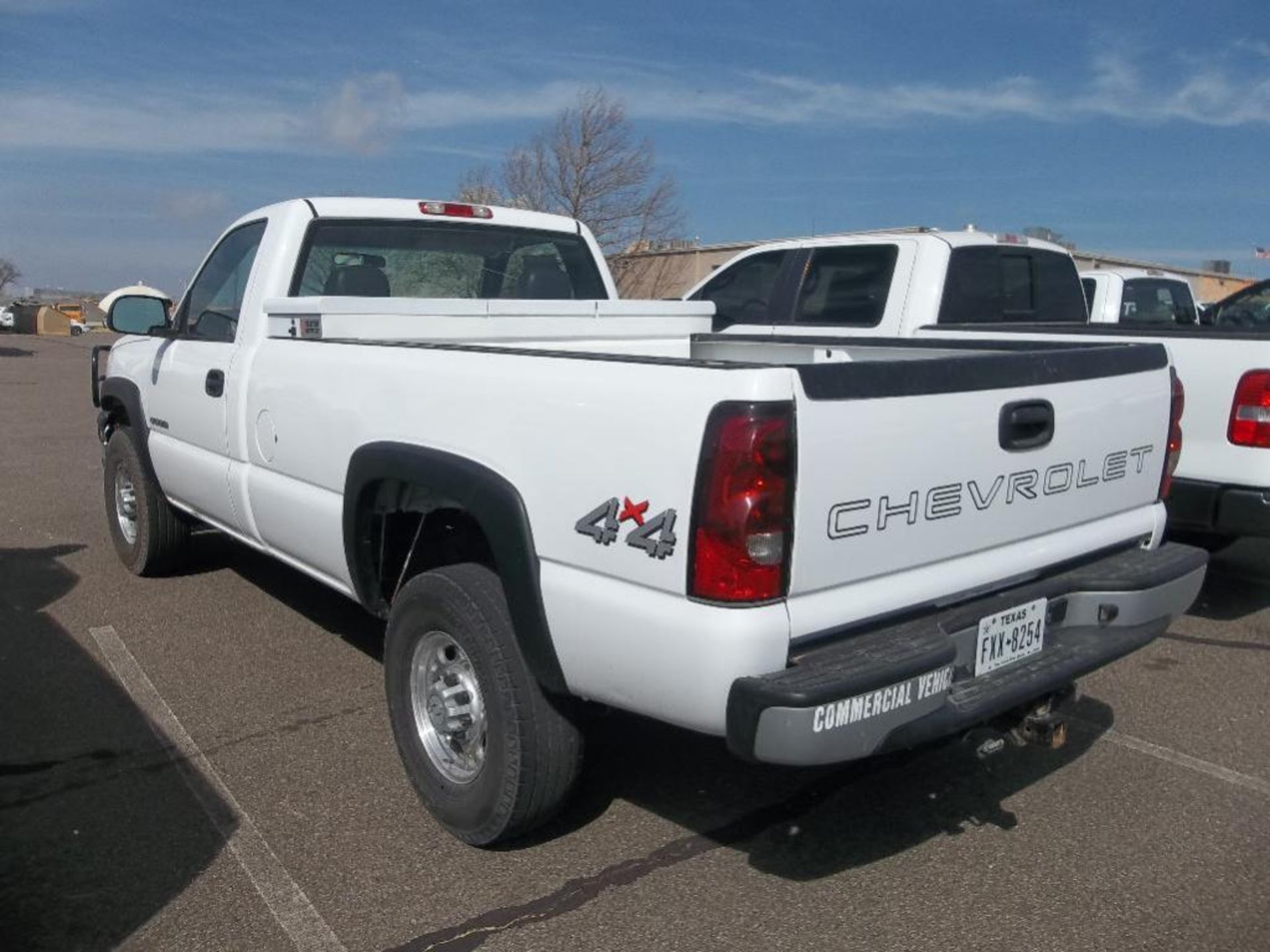 2006 Chevrolet 2500 4x4 Pickup s/n 1gchk24u36e187087, 6.0 eng, auto trans,od reads 202703 miles - Image 4 of 6