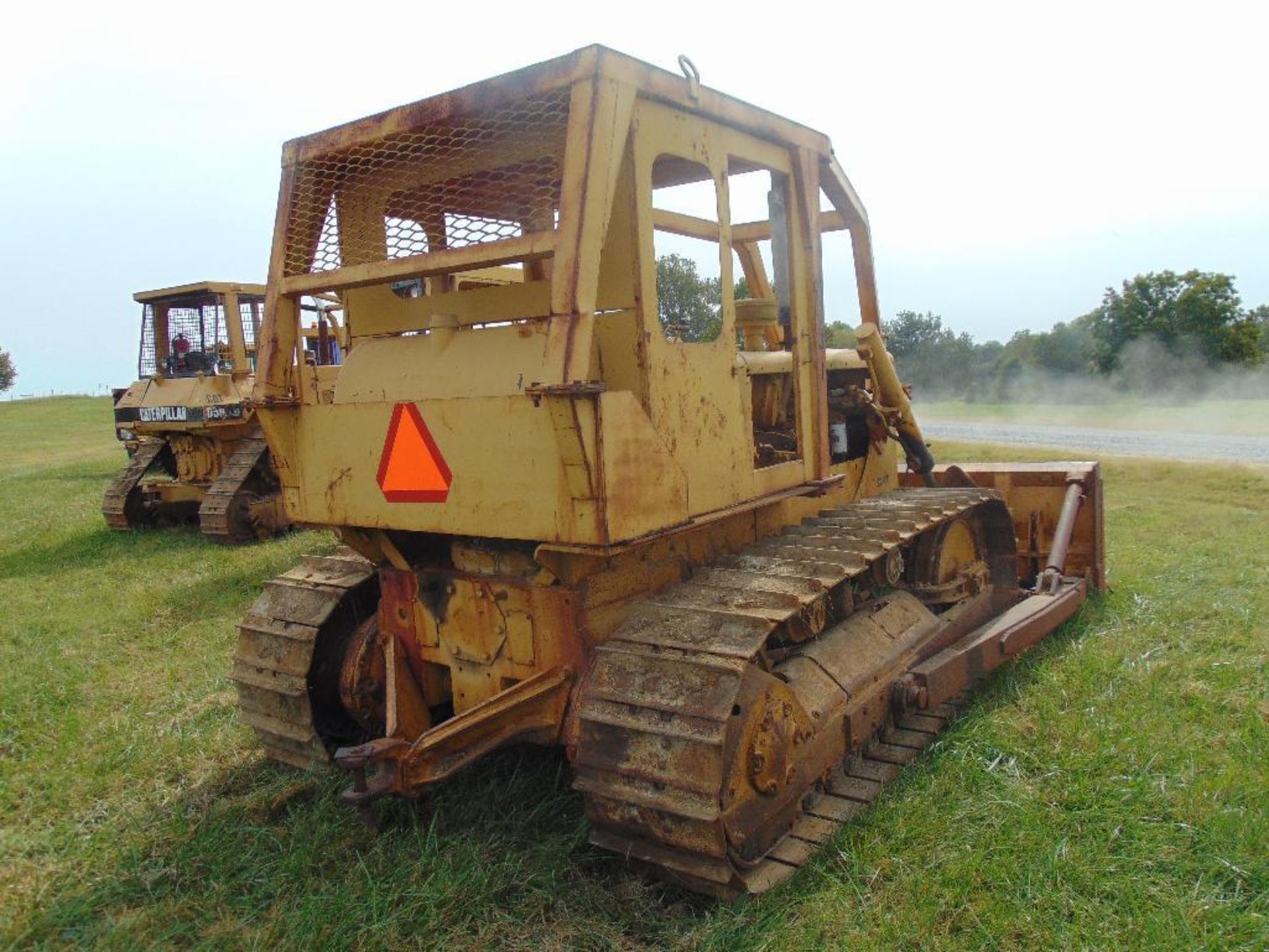 1973 Cat D5 Crawler Tractor , s/n 94j2069, s/dozer blade w/tilt,canopy, sweeps - Image 4 of 9