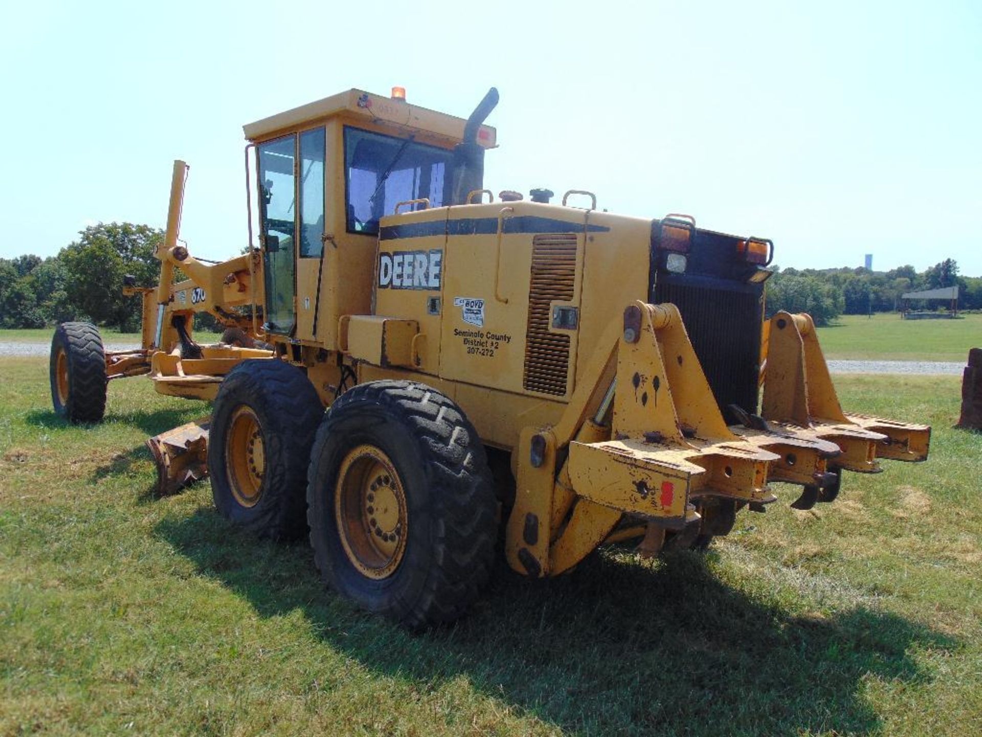 1992 John Deere 670CH Motor Grader, s/n 564692, 14' m.b,s.s, ripper, hour meter reads 14846 hrs, - Image 2 of 5