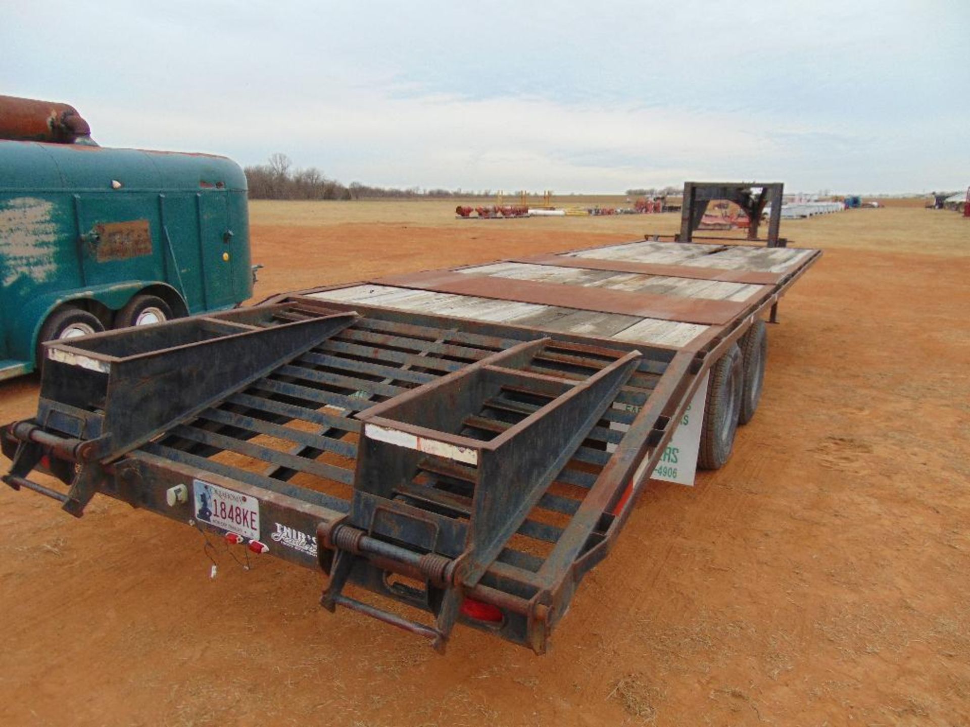 2005 Thibs 29' Gooseneck Flatbed T/A Trailer, s/n 80055, 24' deck, 5' dovetail w/ramps - Image 6 of 6