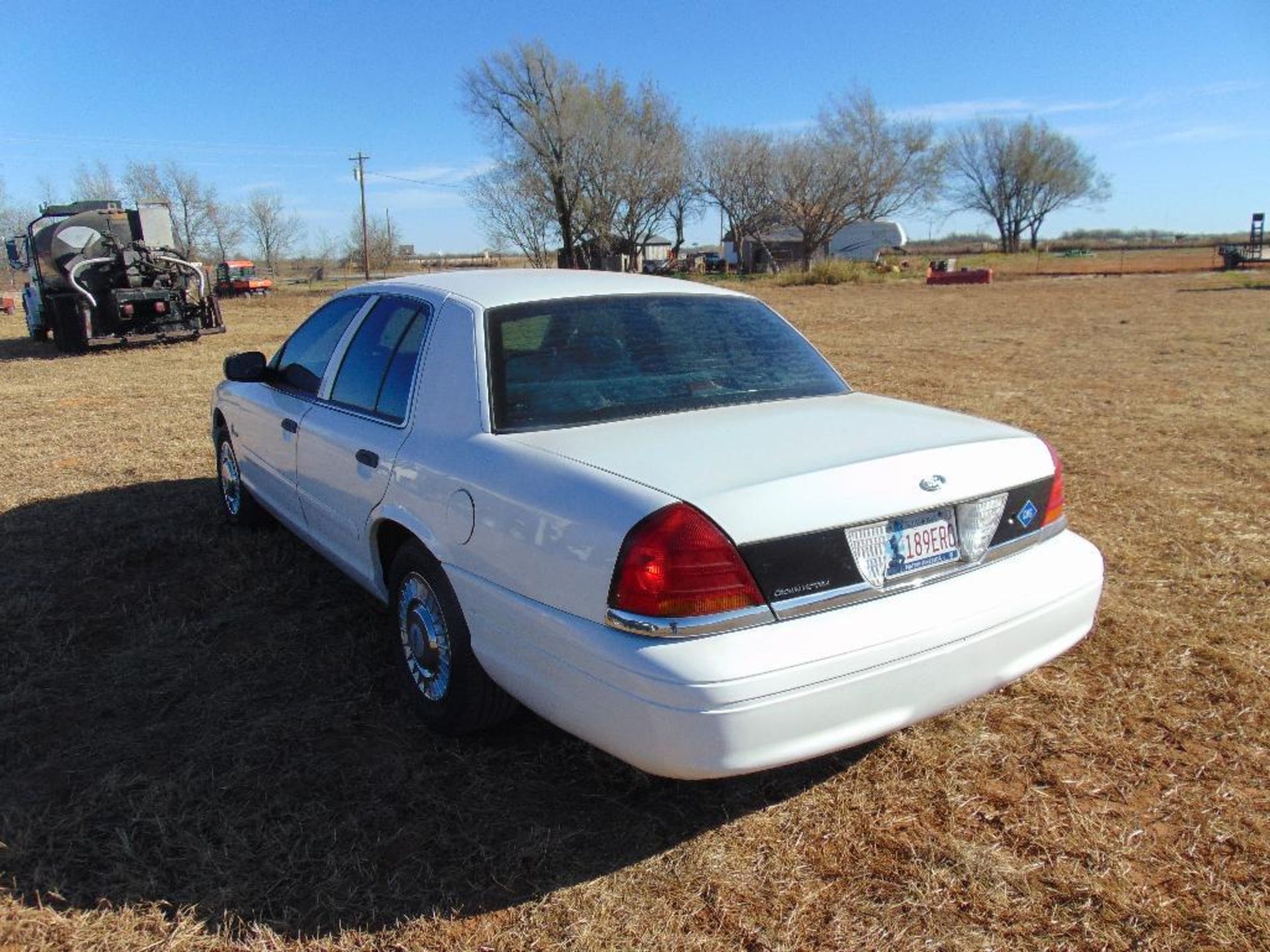 2001 Ford Crown Vic Car, s/n 2fafp72991x191162, v8 natural gas eng, auto trans, od reads 132415 - Image 7 of 10