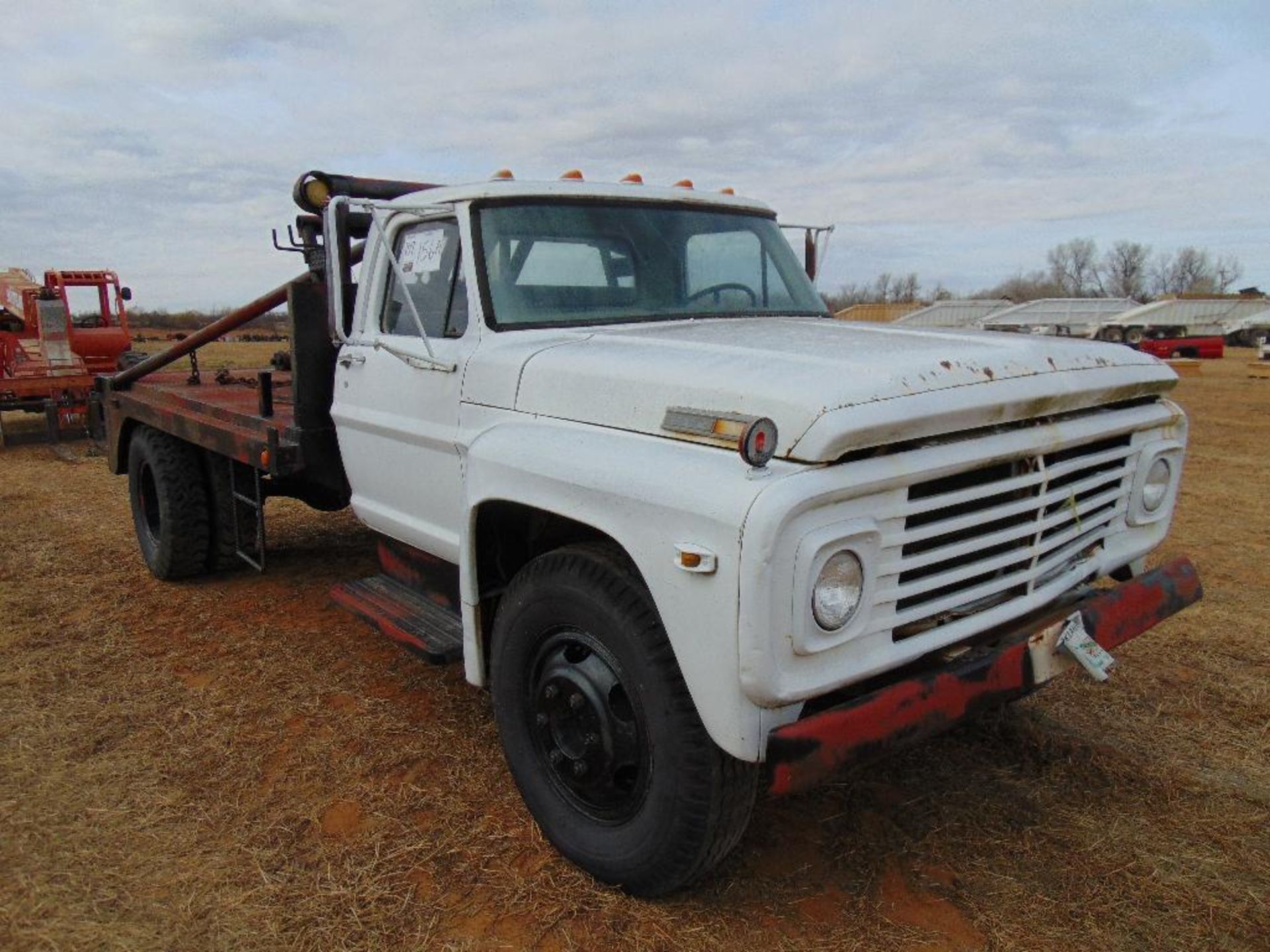 1970 Ford F600 S/A Ginpole Truck, s/n f61ccj32660, v8 gas eng, 4x2 trans, tulsa winch, rolling - Image 2 of 10