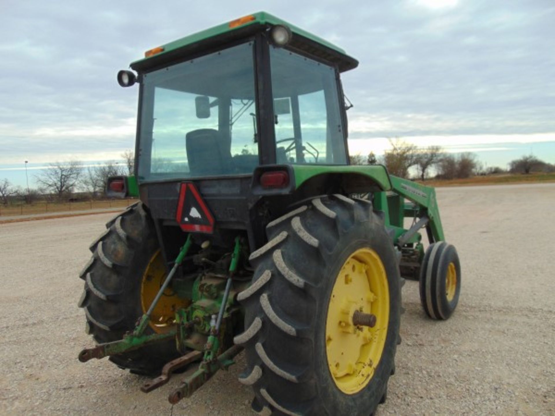 John Deere 2950 Farm Tractor, s/n cab, a/c, 3pt, pto, dual hyd, koyker k5 loader, - Image 3 of 5