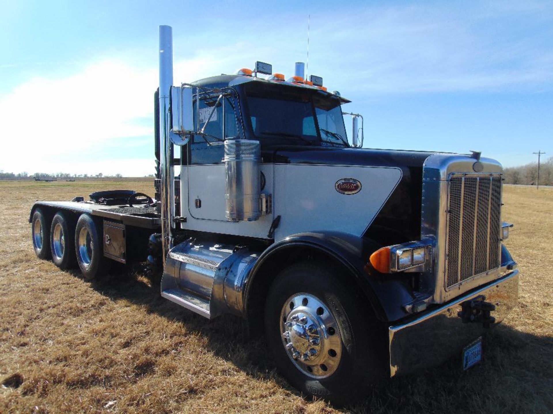 1998 Peterbilt 378 Tri Axle Winch Tractor, s/n 1xpfpbex2wn444045 new crate 3406e eng, 18 spd trans, - Image 2 of 14