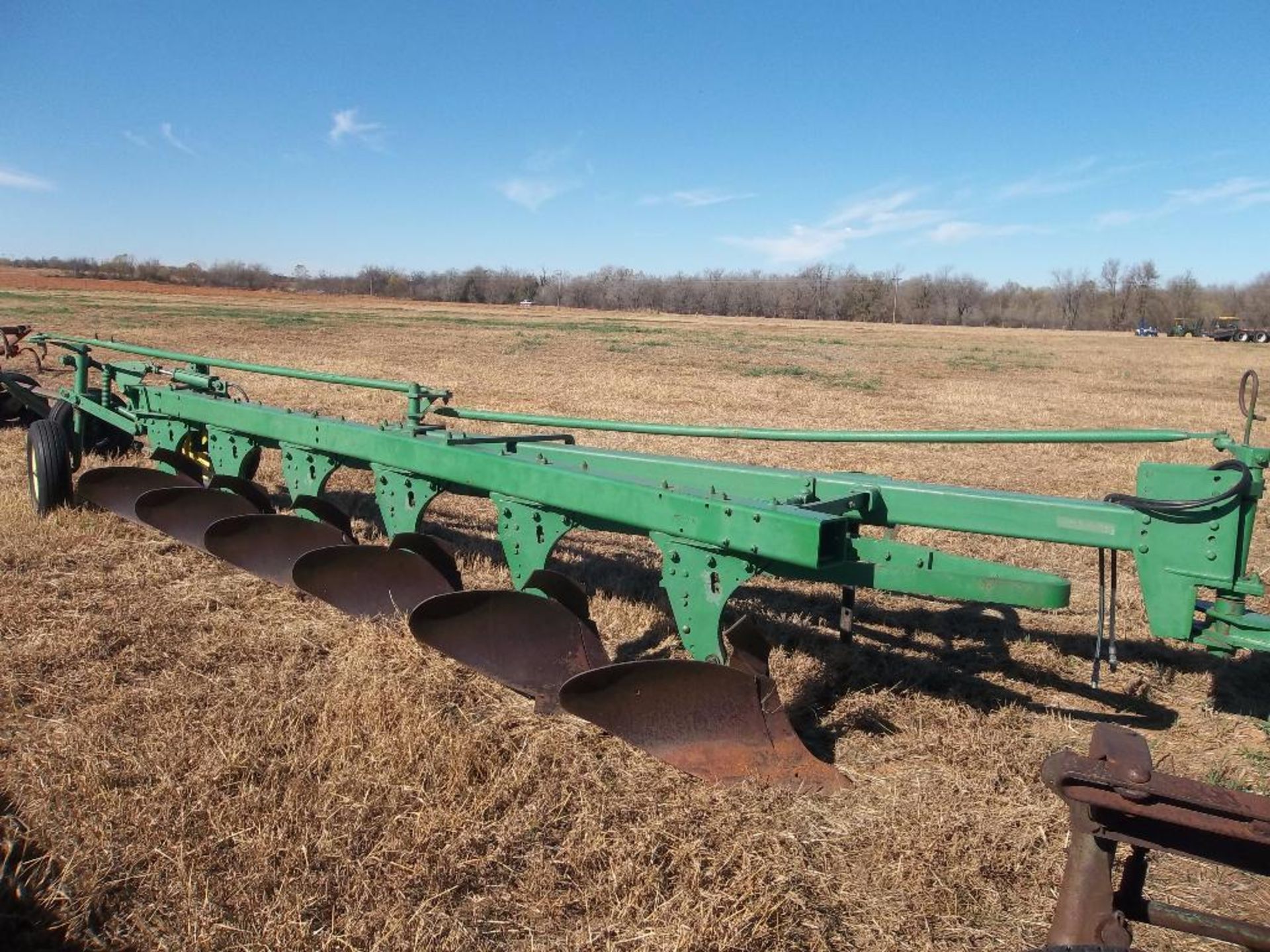 John Deere 6 bottom semi mont breaking plow, - Image 4 of 4