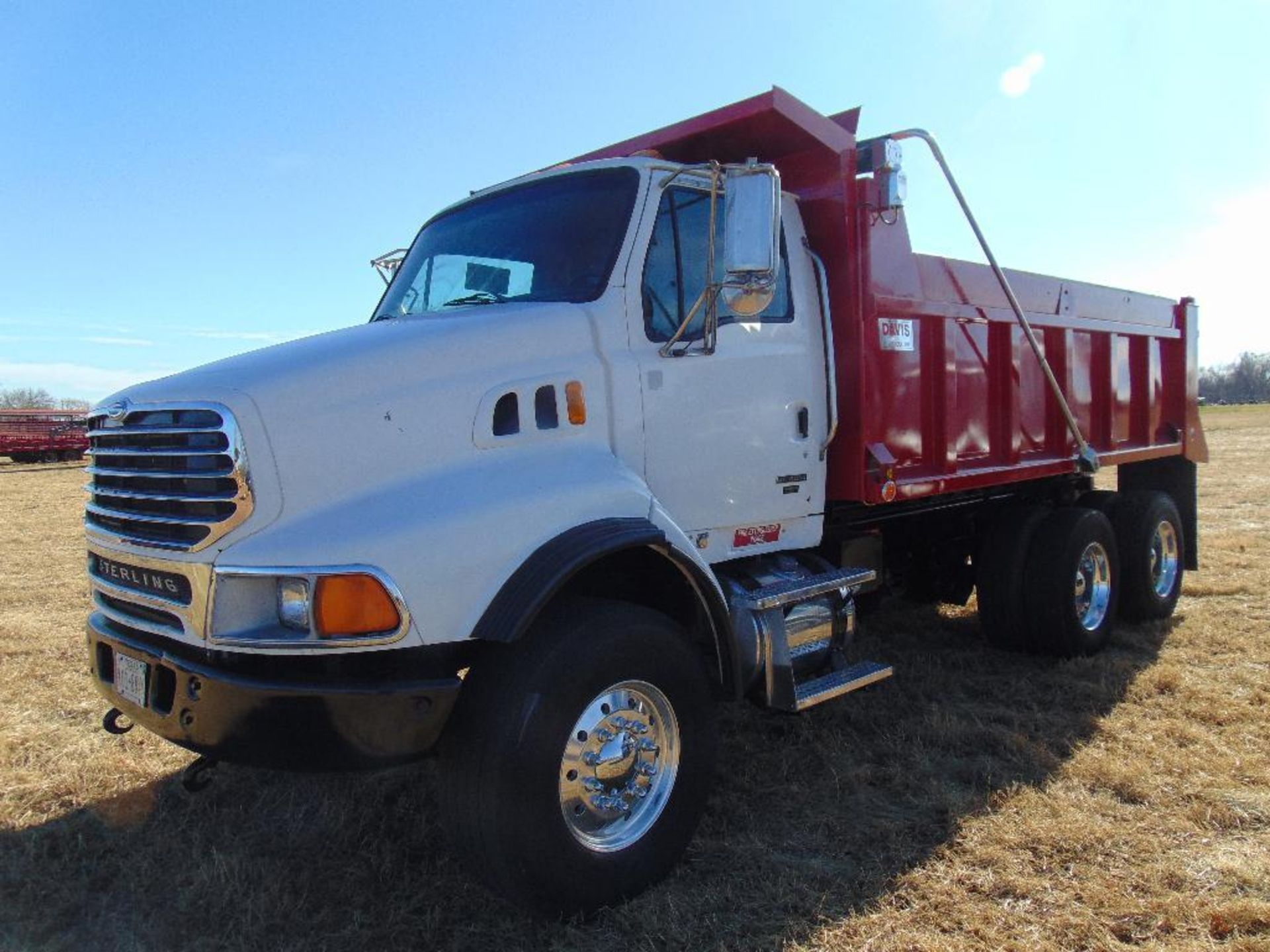 2007 Sterling L9500 T/A Dump Truck, s/n 2fzhazcv57ax58669 mercedes eng,10 spd trans, new 16' bed, od - Image 3 of 10