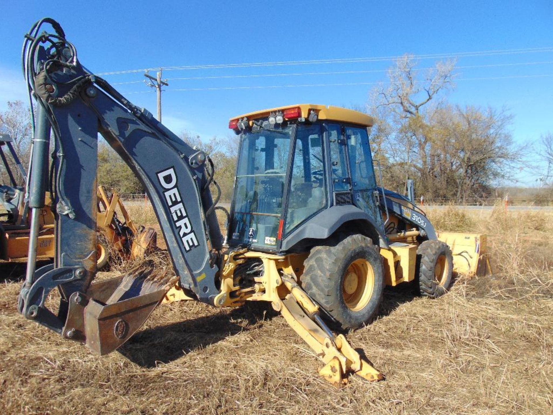 2008 John Deere 310SJ 4x4 Loader Backhoe, s/n 165468, clam bkt, cab, a/c, hour meter reads 4731 - Image 6 of 10