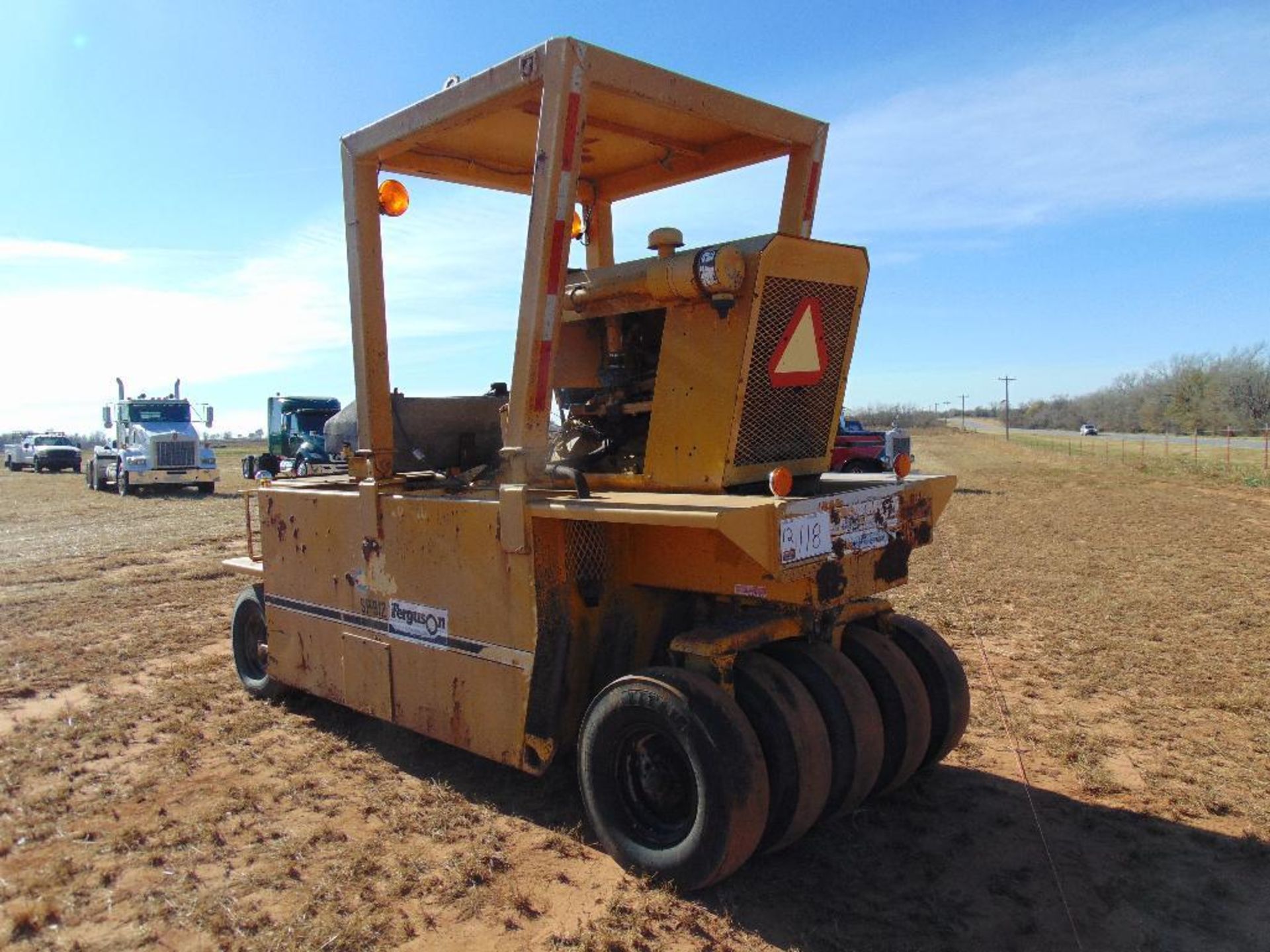 1986 Ferguson SP912 Pnuematic Roller, s/n 574, Canopy,