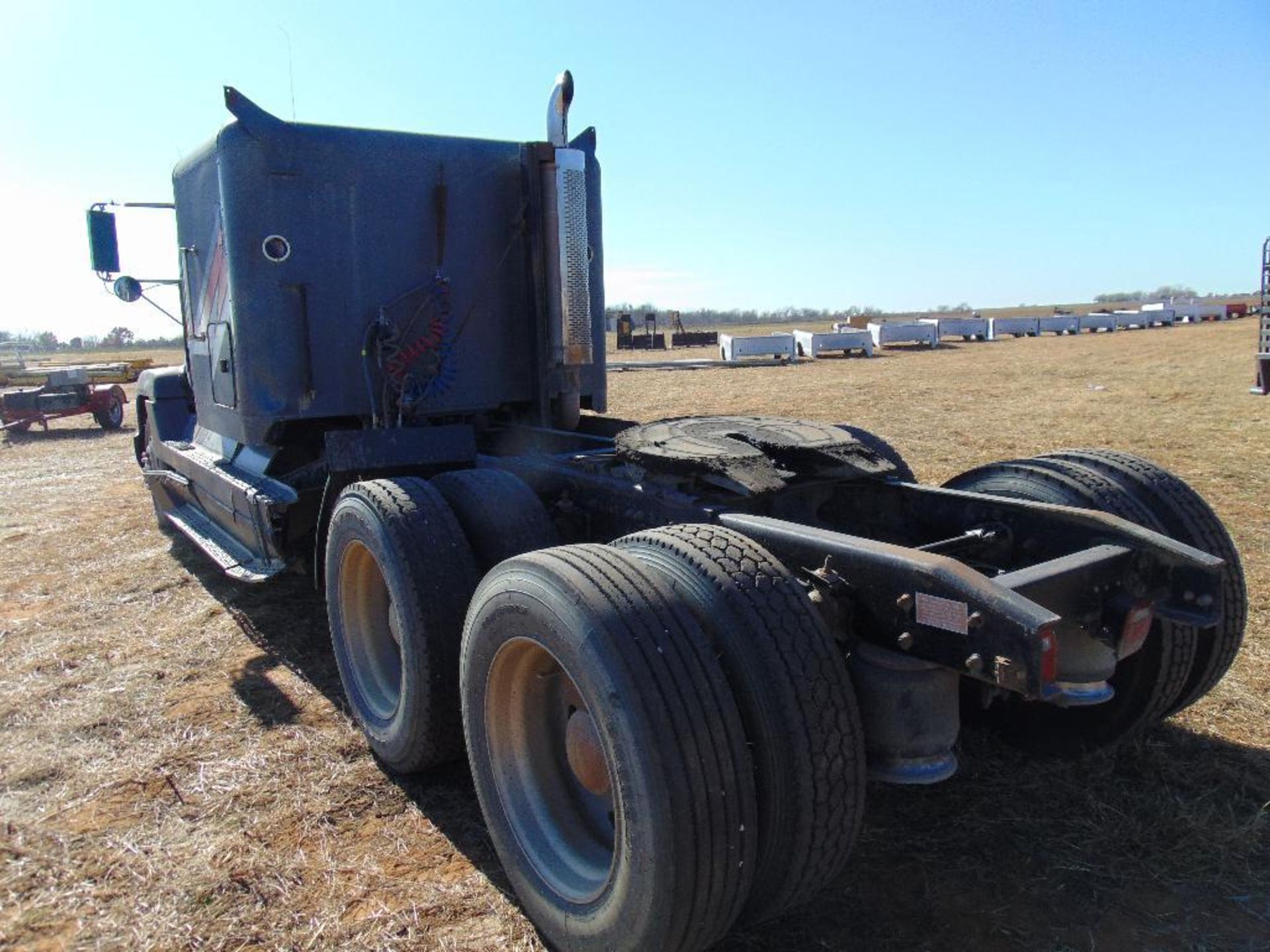 1993 Freightliner T/A Truck Tractor, s/n 1fuydxyb7pp421164, cat 3406 eng, 9 spd trans, od reads - Image 6 of 10