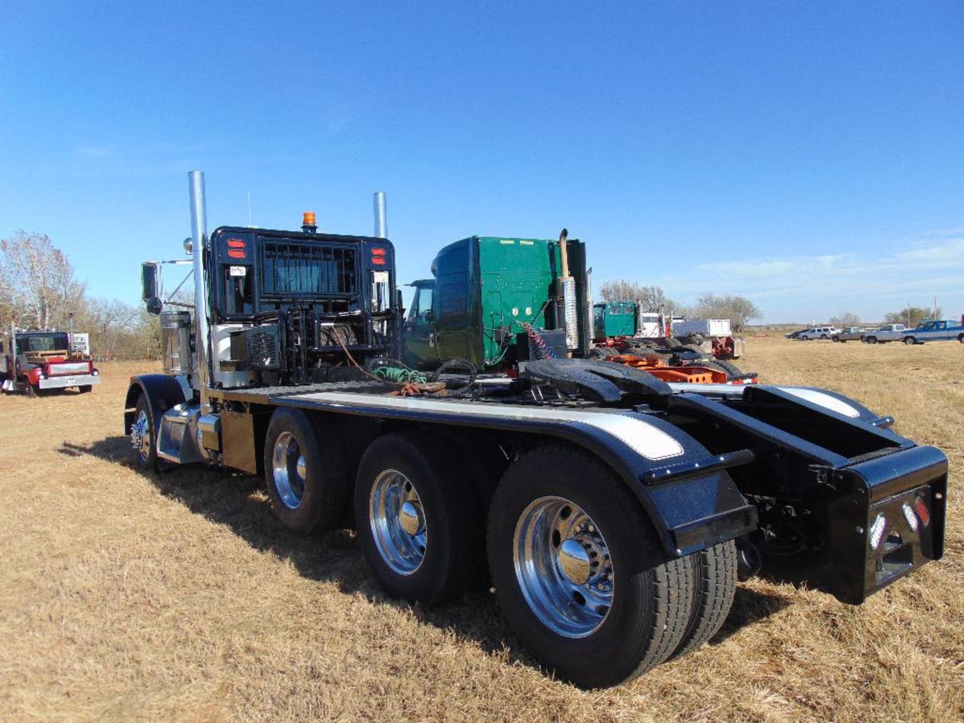 1998 Peterbilt 378 Tri Axle Winch Tractor, s/n 1xpfpbex2wn444045 new crate 3406e eng, 18 spd trans, - Image 5 of 14