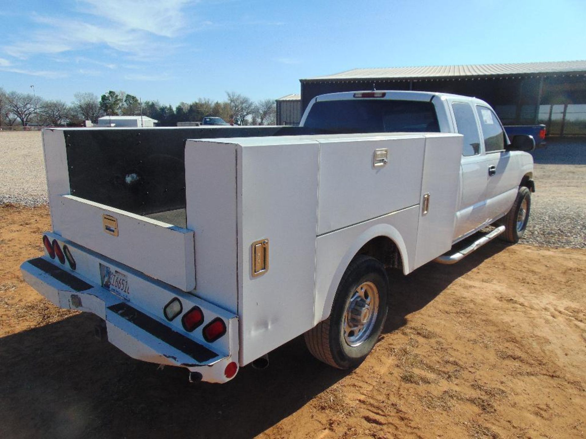 2001 Chevy 2500 Pickup, s/n 1gchc29u91e227056, v8 eng, auto trans, utility bed, od reads 340252 - Image 7 of 10