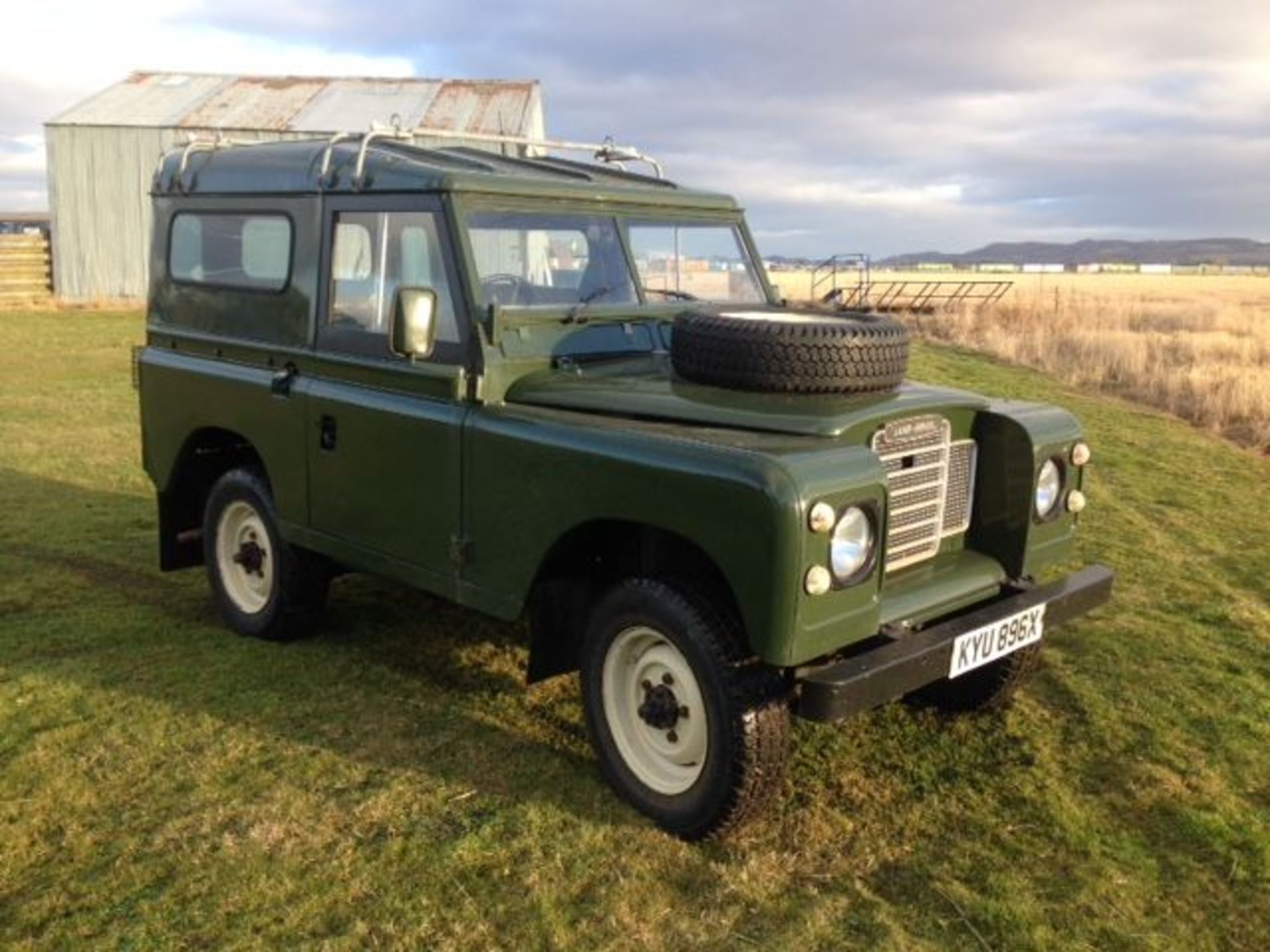 LAND ROVER 88" - 4 CYL - 2286cc - Image 2 of 8
