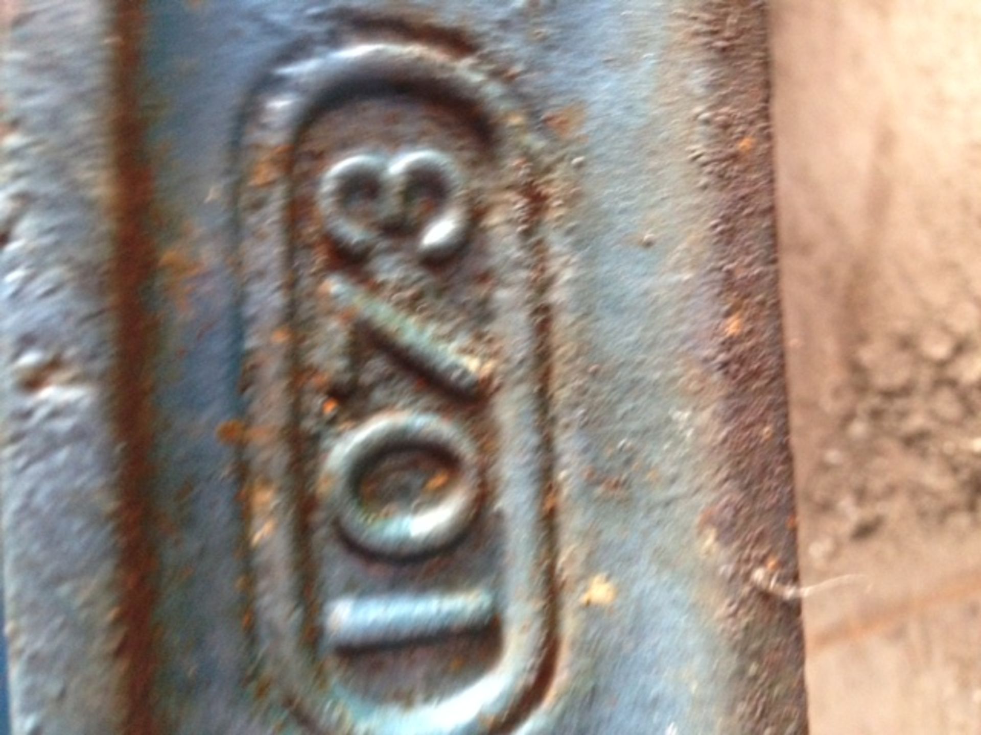 MCGREGOR & CO LTD NO4 HAMMER MILL CAST STAMPED 1073 - Image 4 of 4