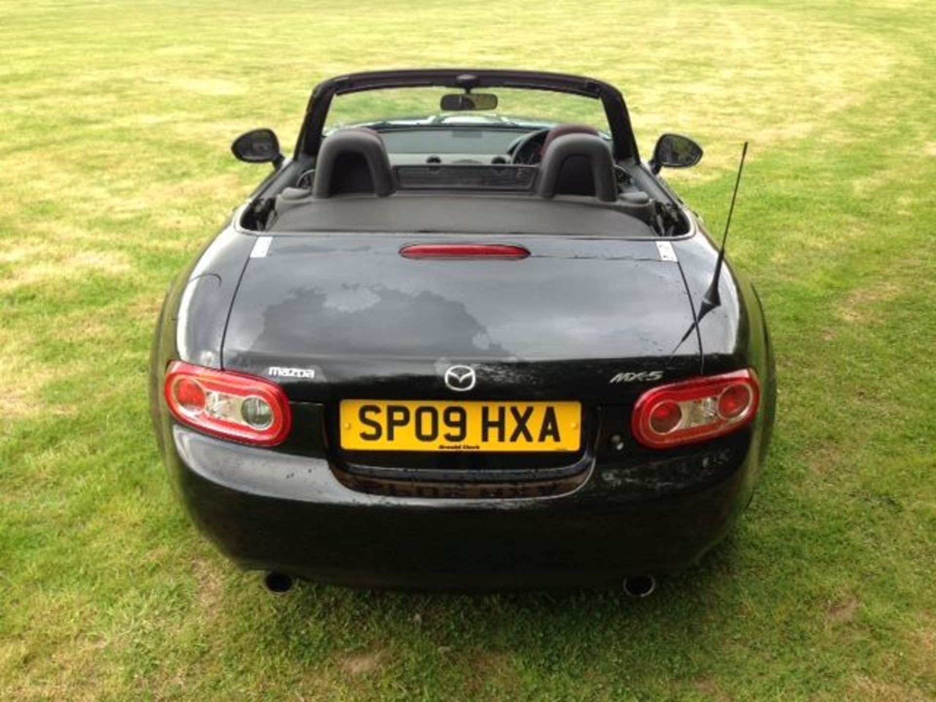 MAZDA MX-5 I SE - 1798cc - Image 14 of 17