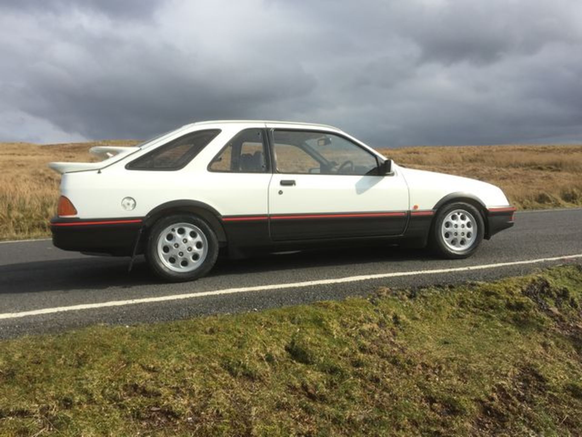 FORD SIERRA XR4 I - 2792cc - Image 4 of 13