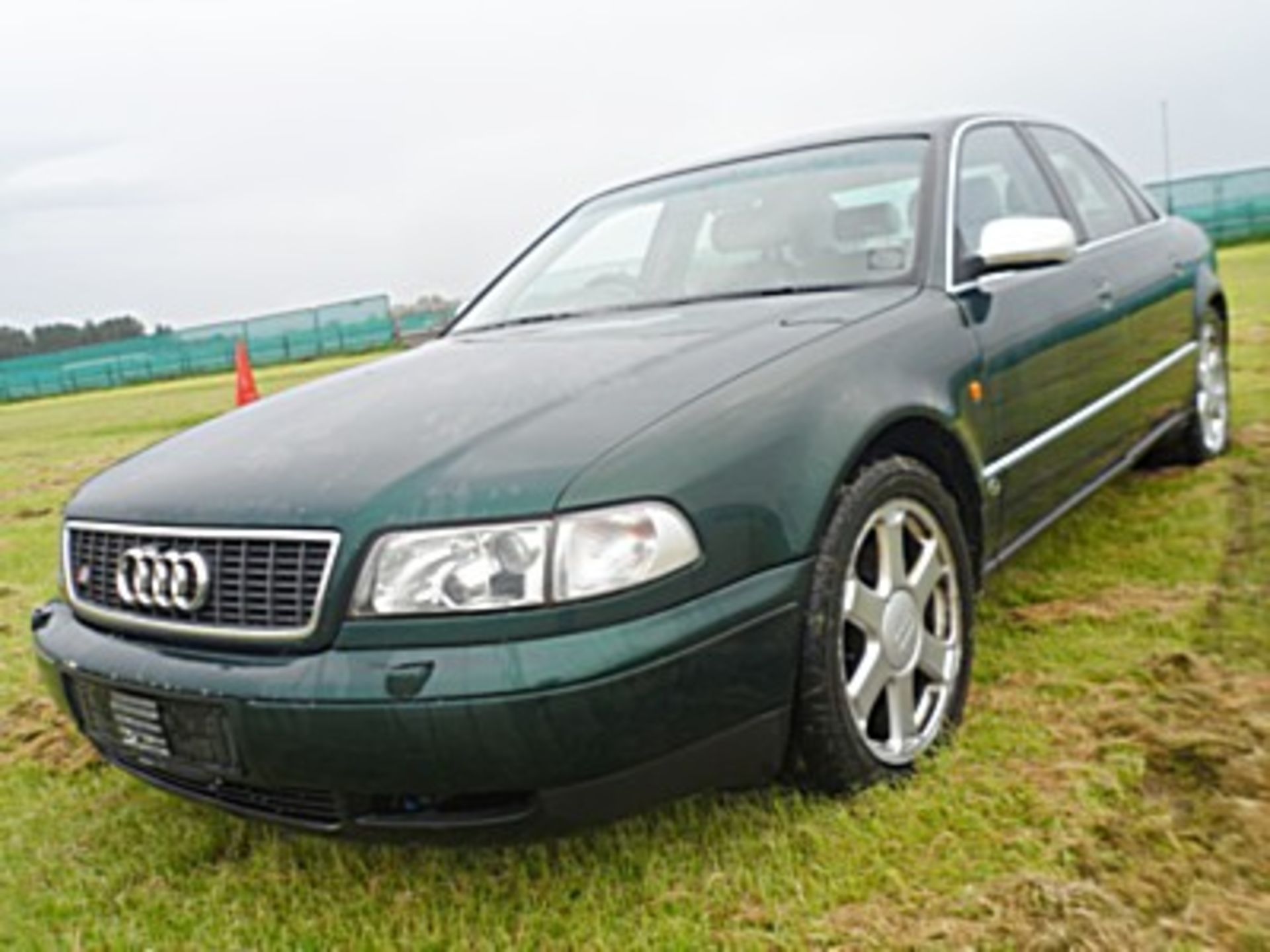 AUDI S8 4.2 QUATTRO AUTO - 4172cc - Image 3 of 7