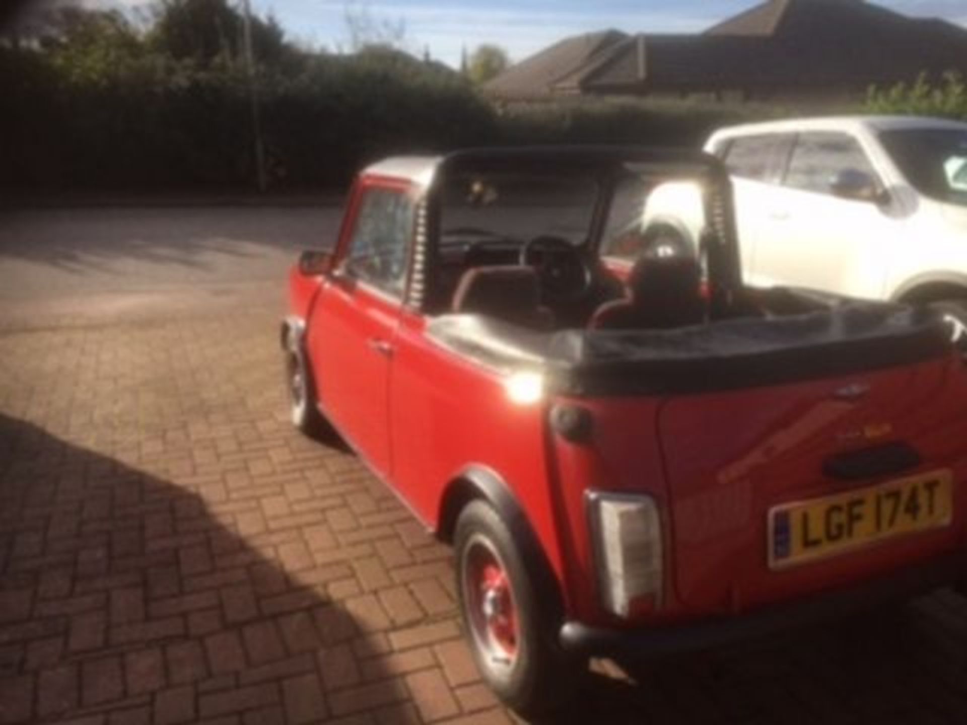 AUSTIN MORRIS MINI CLUBMAN - 1098cc - Image 11 of 15