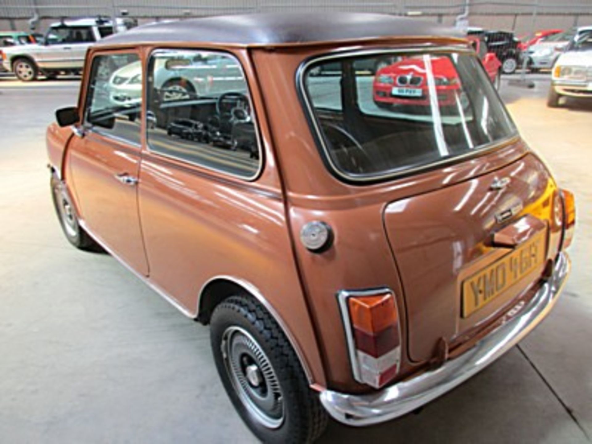 AUSTIN MORRIS MINI CLUBMAN - 1098cc - Image 12 of 19