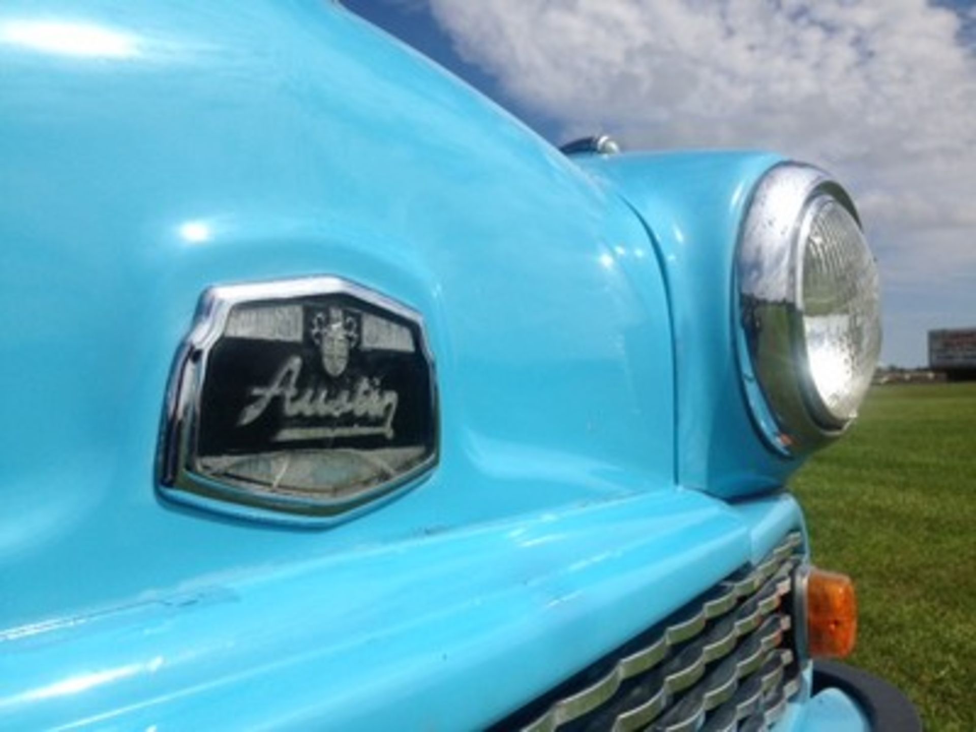 AUSTIN HALF TON PICK UP - Image 11 of 11