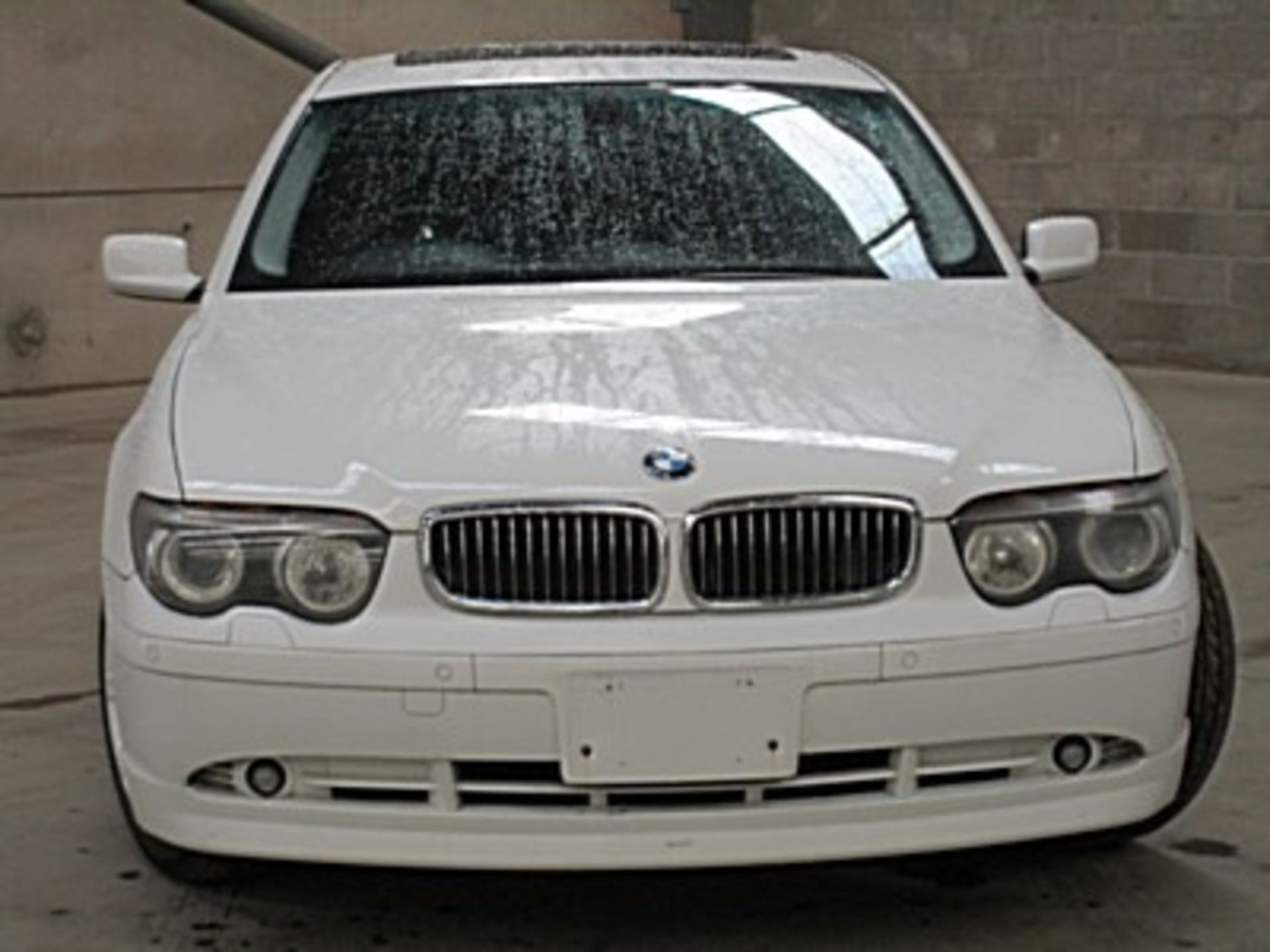 BMW 745i AUTO - 4400cc - Image 3 of 12