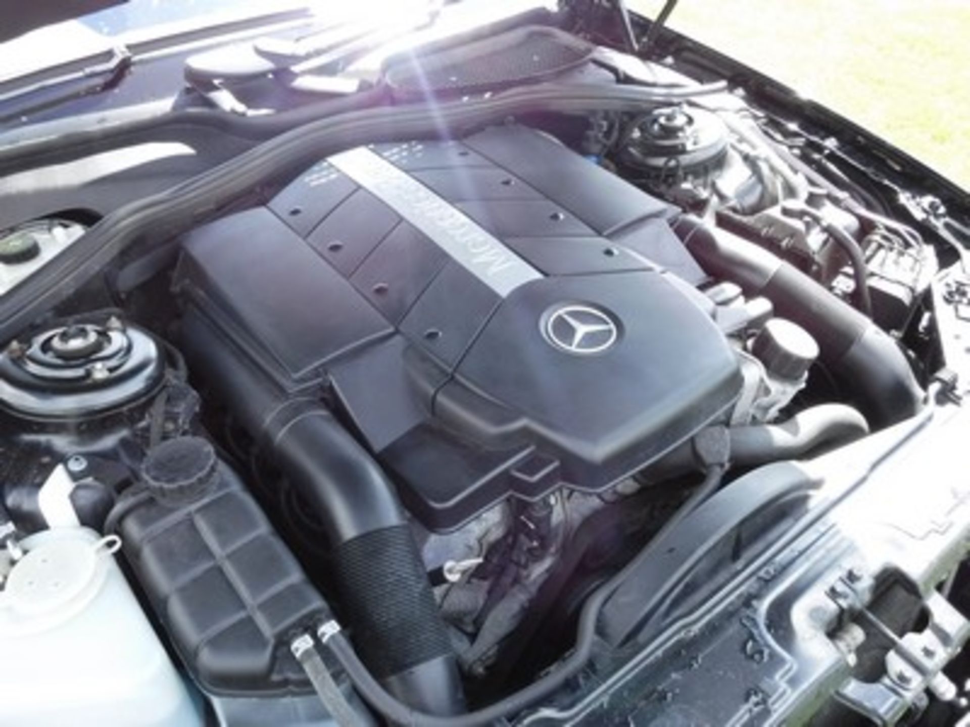 MERCEDES CL500 AUTO - 4966cc - Image 16 of 17