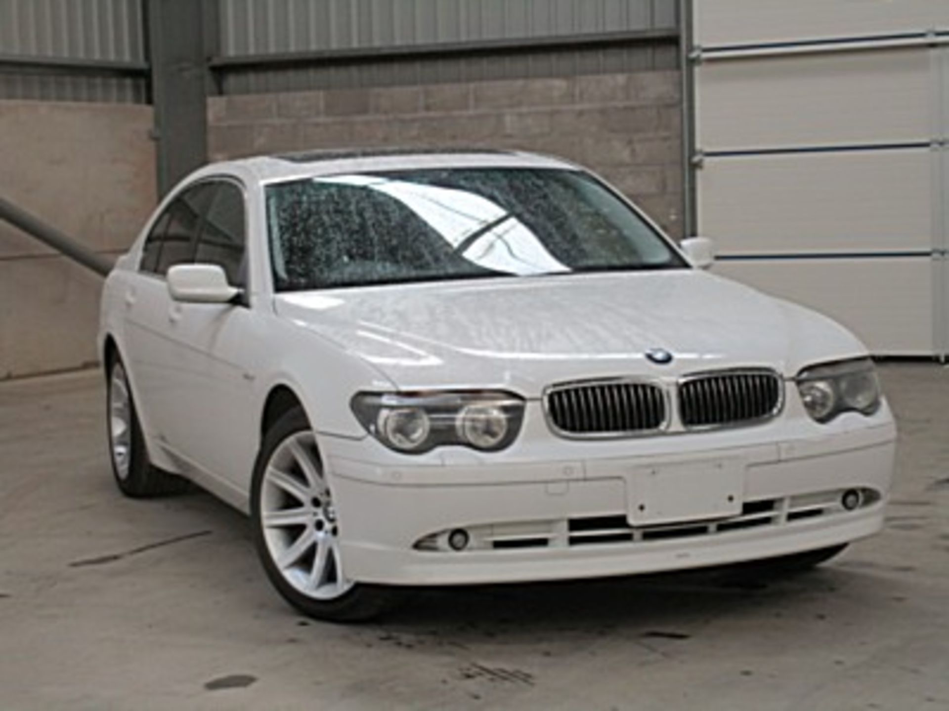 BMW 745i AUTO - 4400cc