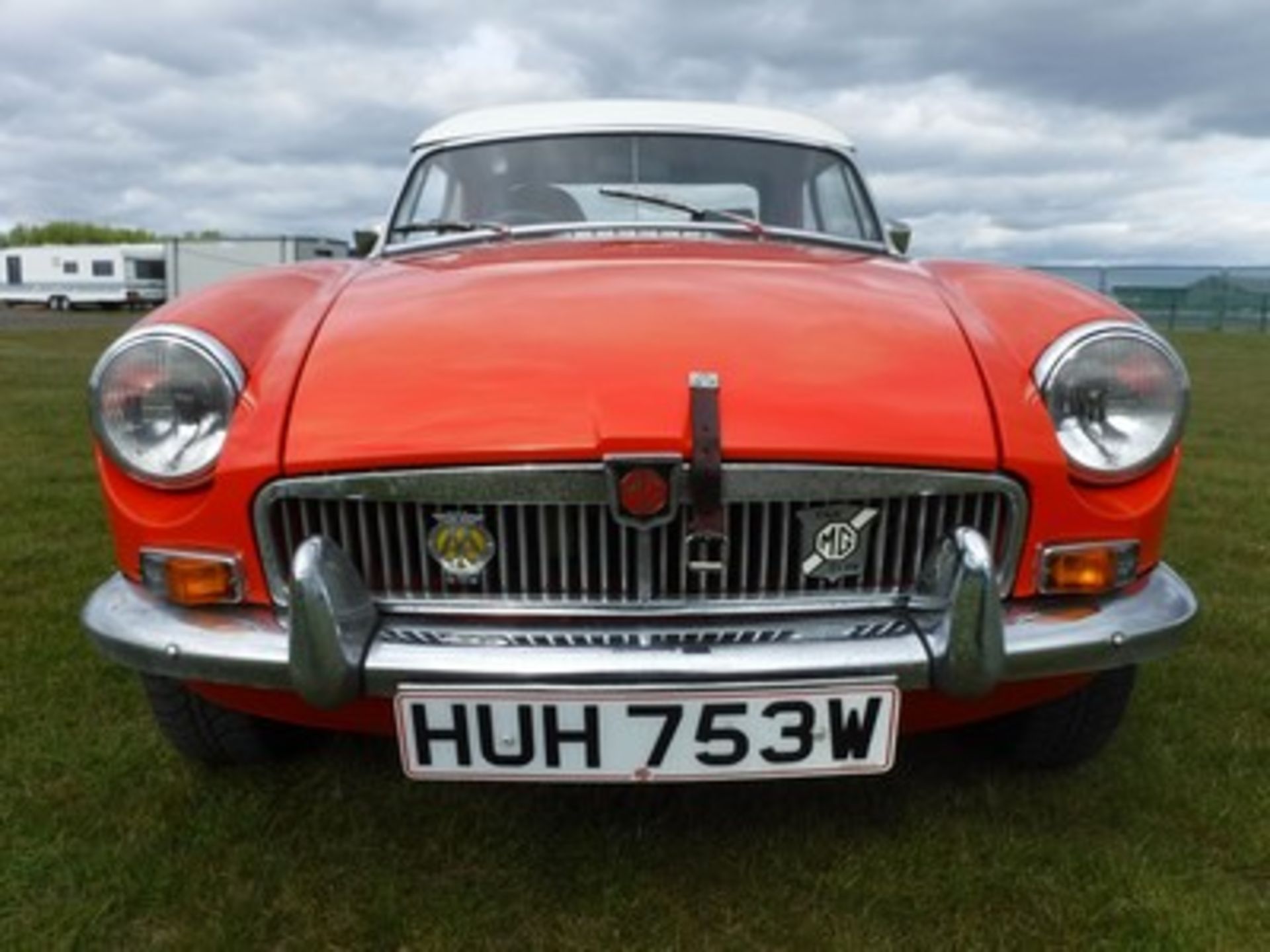 MG B - 1950cc - Image 5 of 16