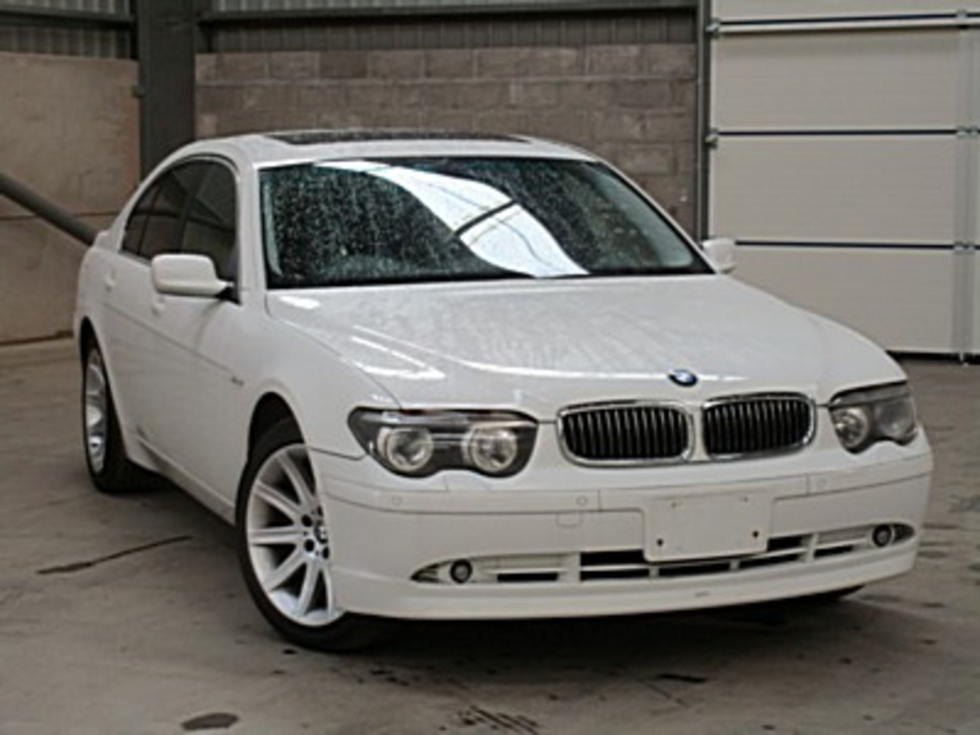 BMW 745i AUTO - 4400cc - Image 2 of 12