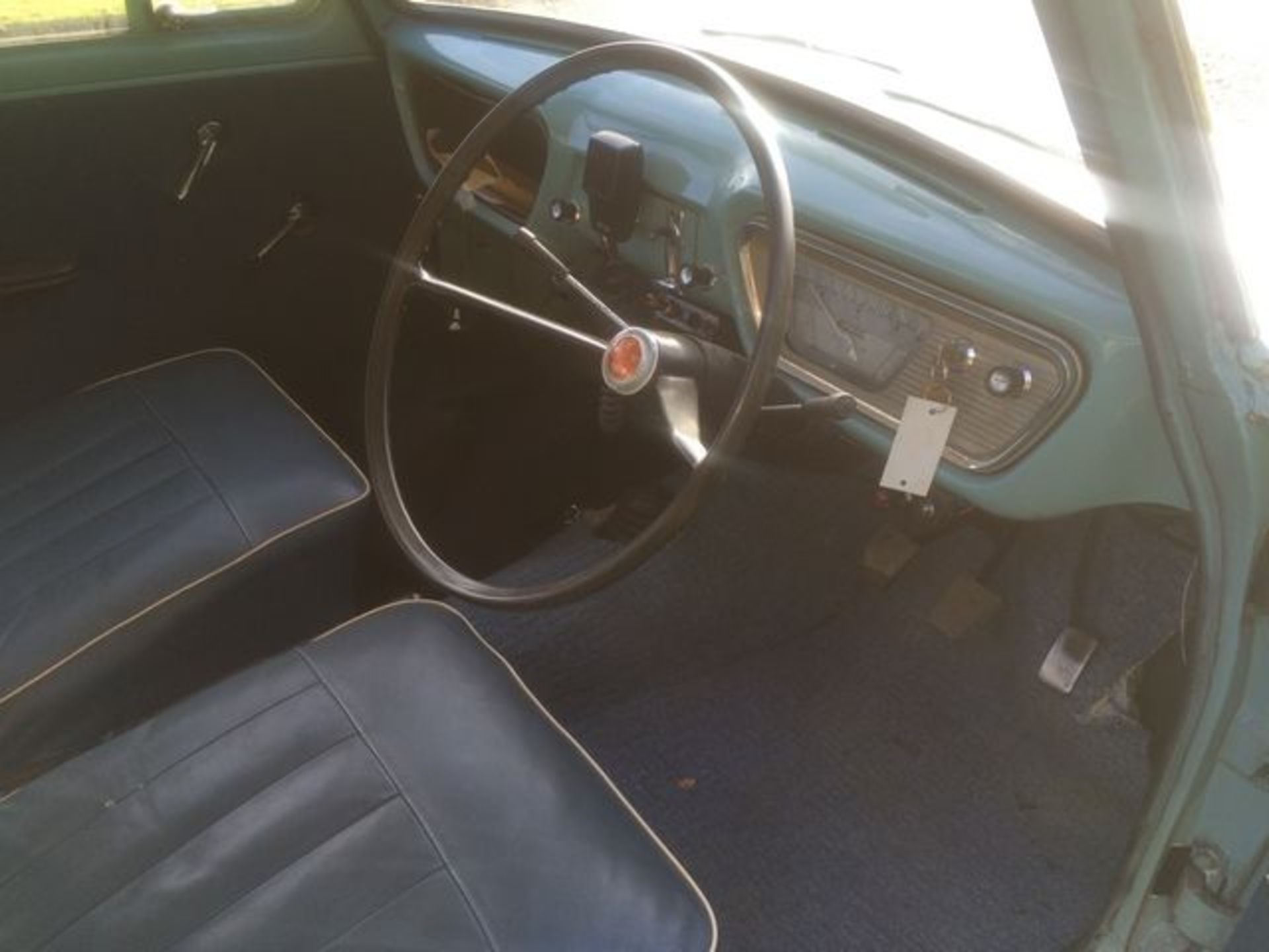 FORD ANGLIA DELUXE - Image 12 of 19