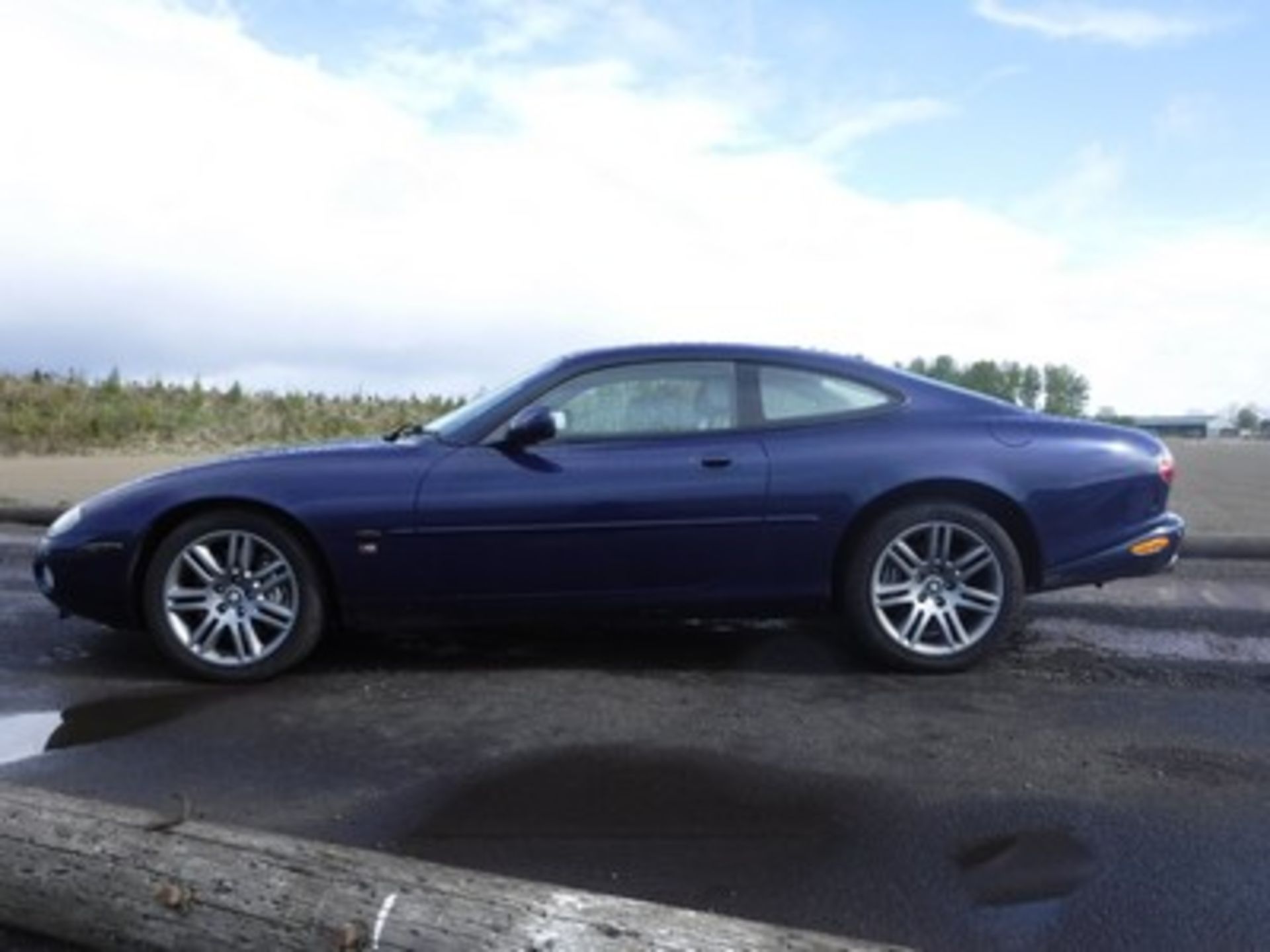 JAGUAR XKR COUPE AUTO - 4196cc - Image 4 of 15