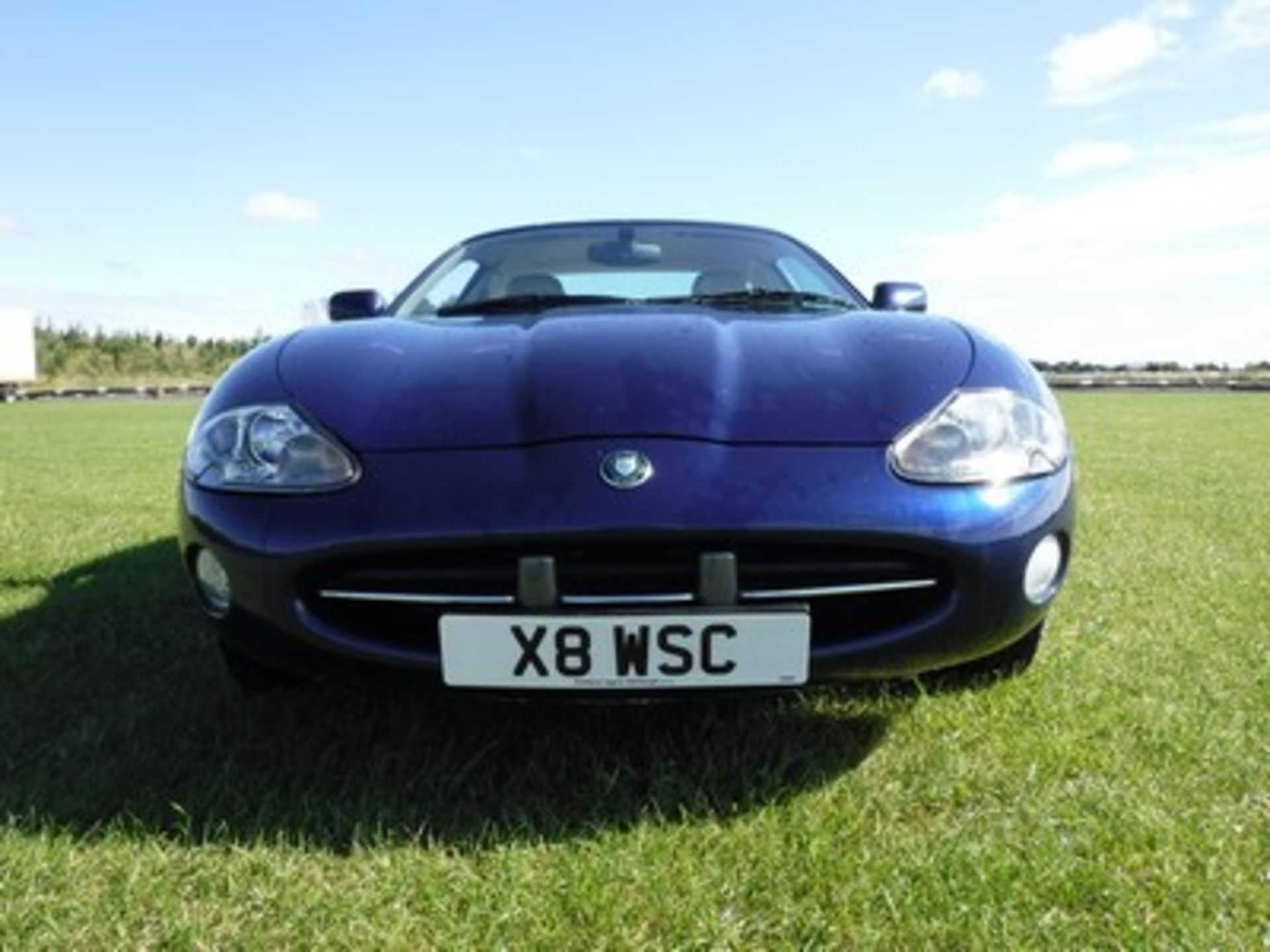 JAGUAR XK8 COUPE AUTO - 3996cc - Image 9 of 13